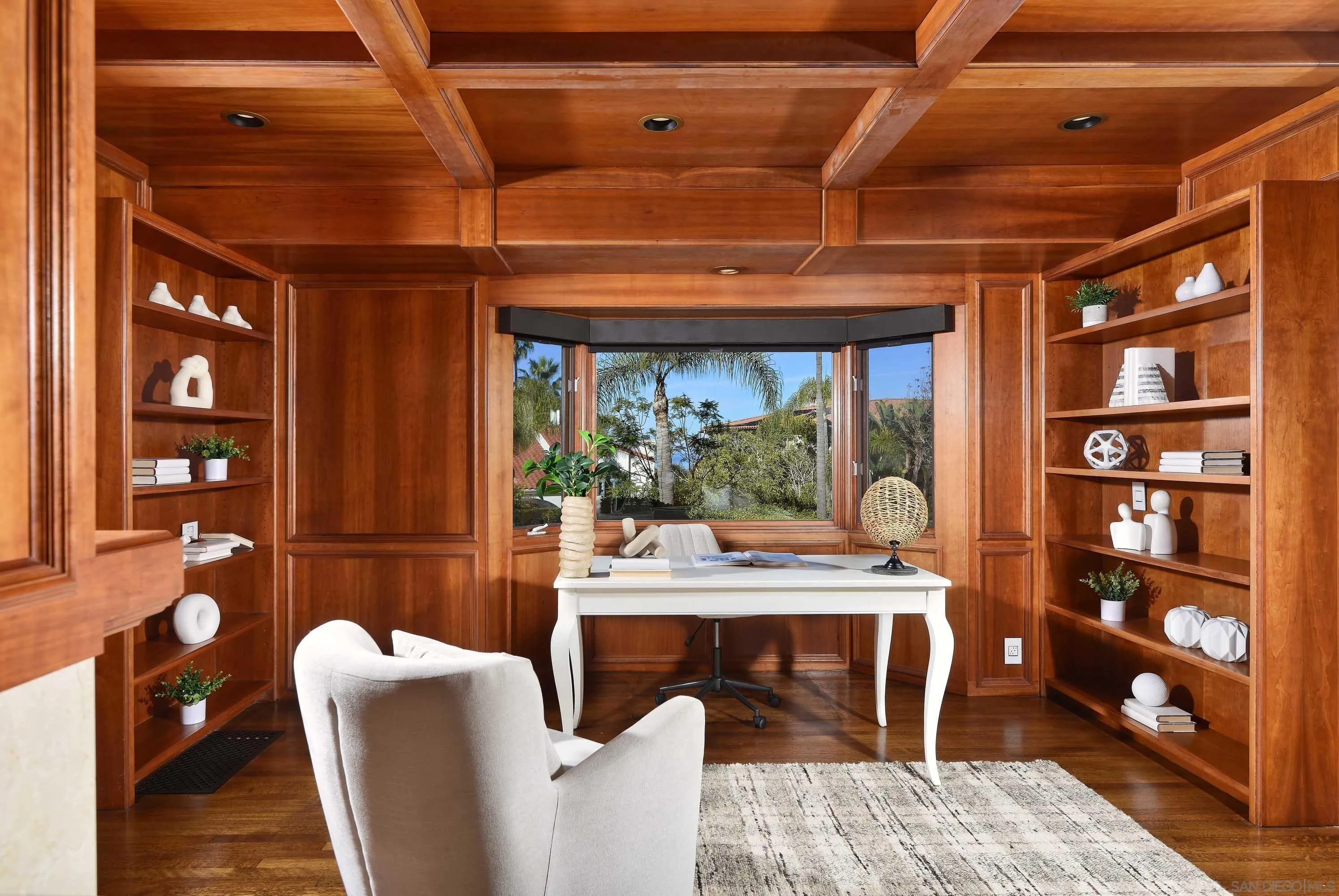 La Jolla, California 92037, United States, 4 Bedrooms Bedrooms, ,4 BathroomsBathrooms,Residential,Pending,29022