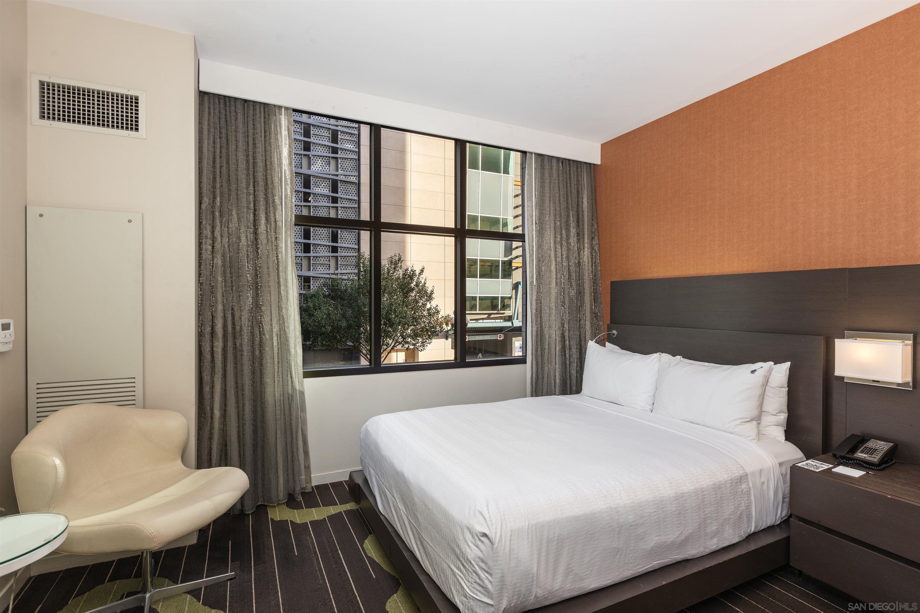 207 5th Ave 230