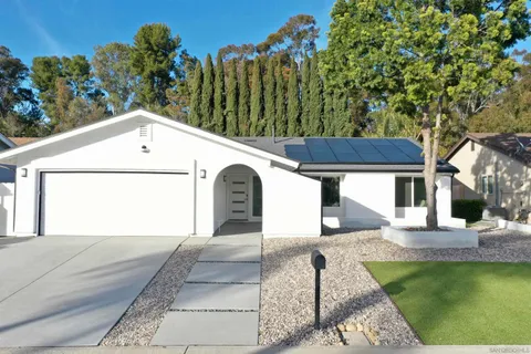 MLS: 250021633