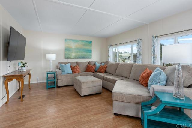 88 Estrella Ln