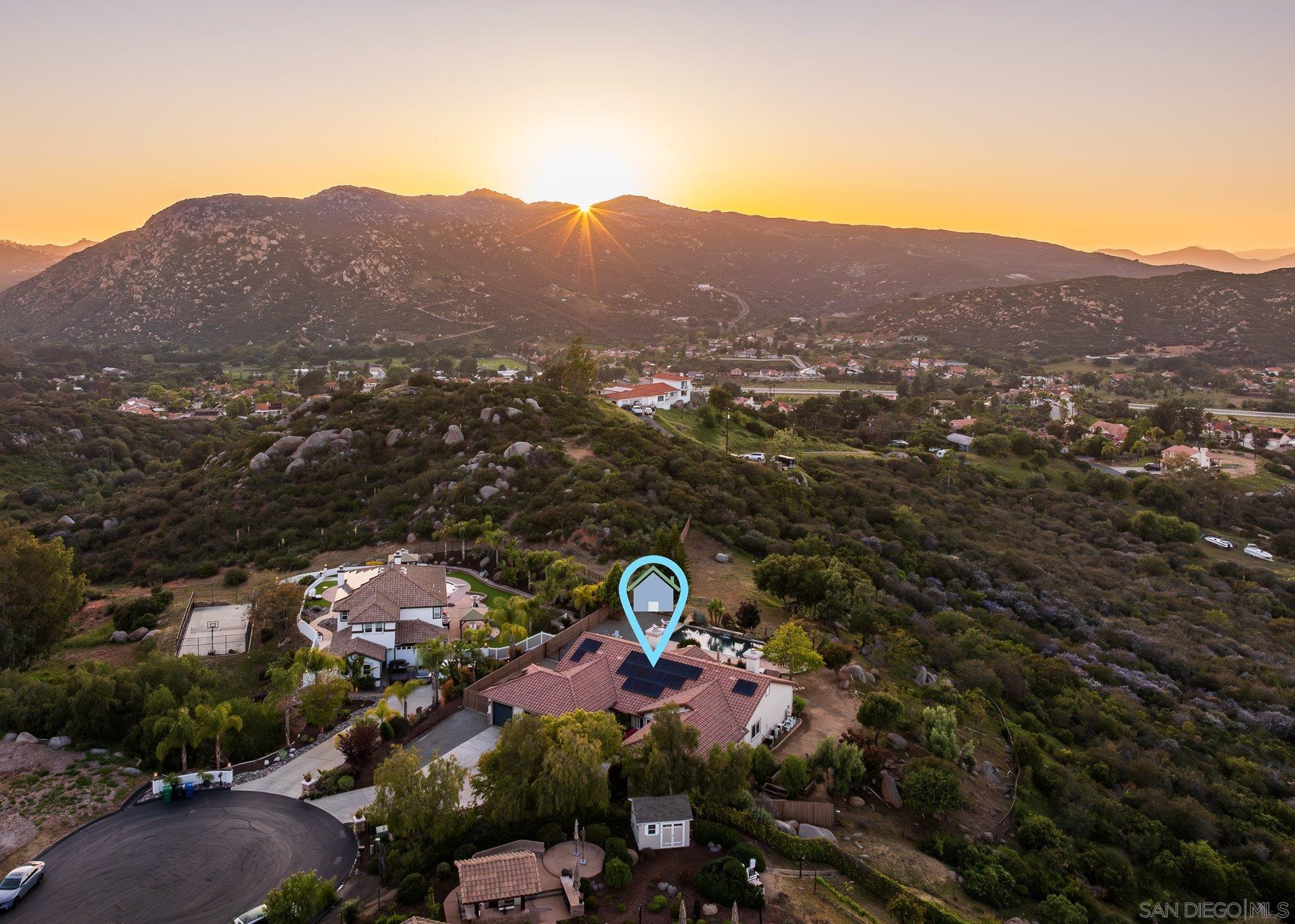 424 Sky Mesa Rd
