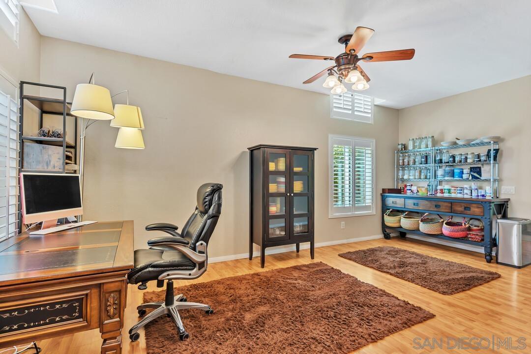 1385 Sunhaven Rd