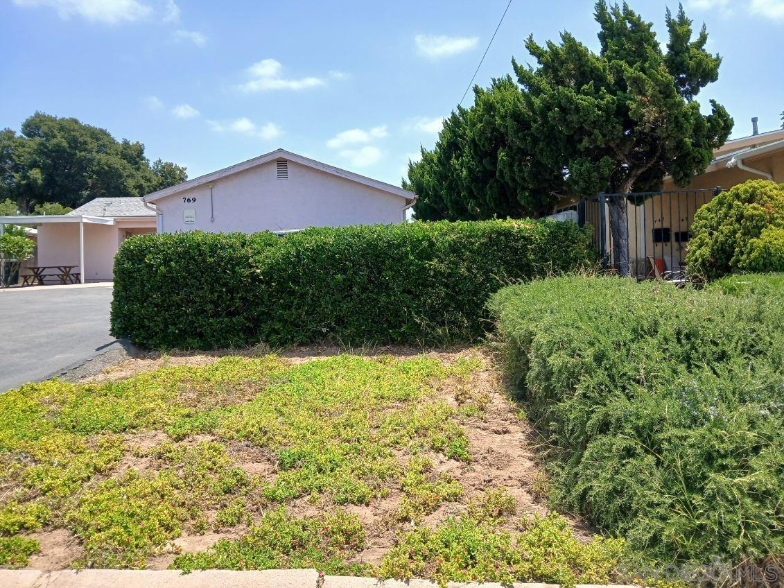 769 McClure Street East