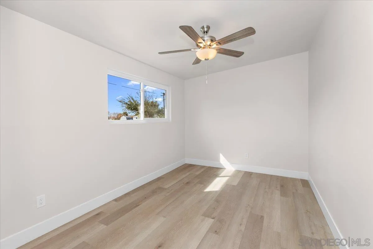 Santee, California 92071, United States, 6 Bedrooms Bedrooms, ,4 BathroomsBathrooms,Residential,Active,83917