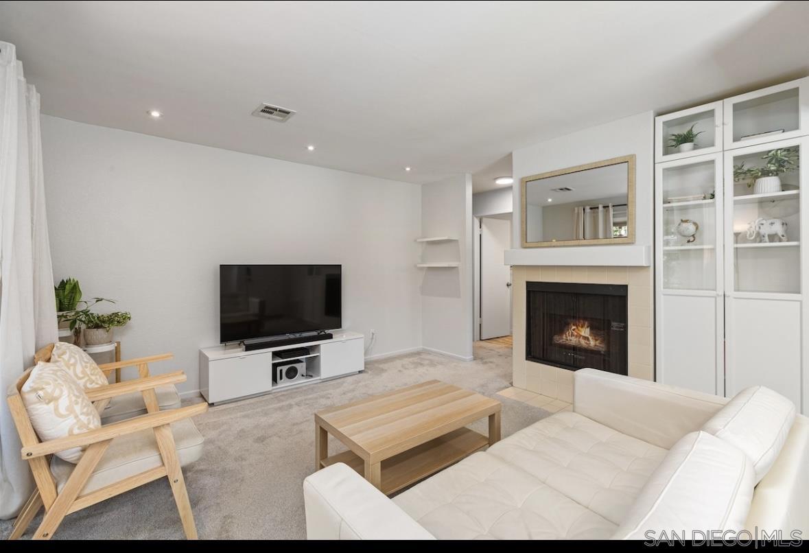 10331 Azuaga St 226