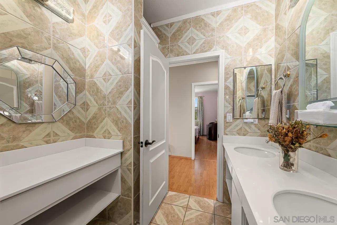 Chula Vista, California 91913, United States, 5 Bedrooms Bedrooms, ,3 BathroomsBathrooms,Residential,Active,100237