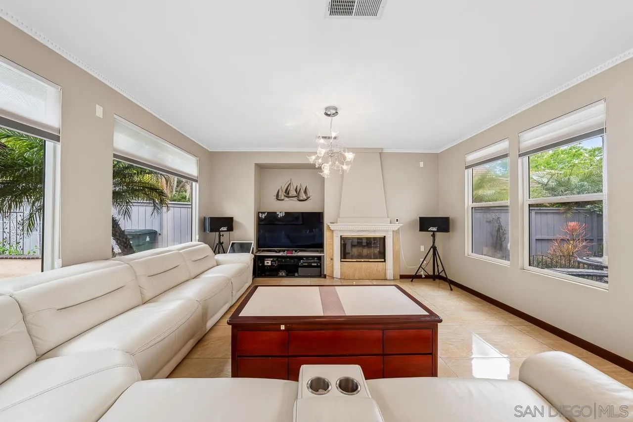 Chula Vista, California 91913, United States, 5 Bedrooms Bedrooms, ,3 BathroomsBathrooms,Residential,Active,100237