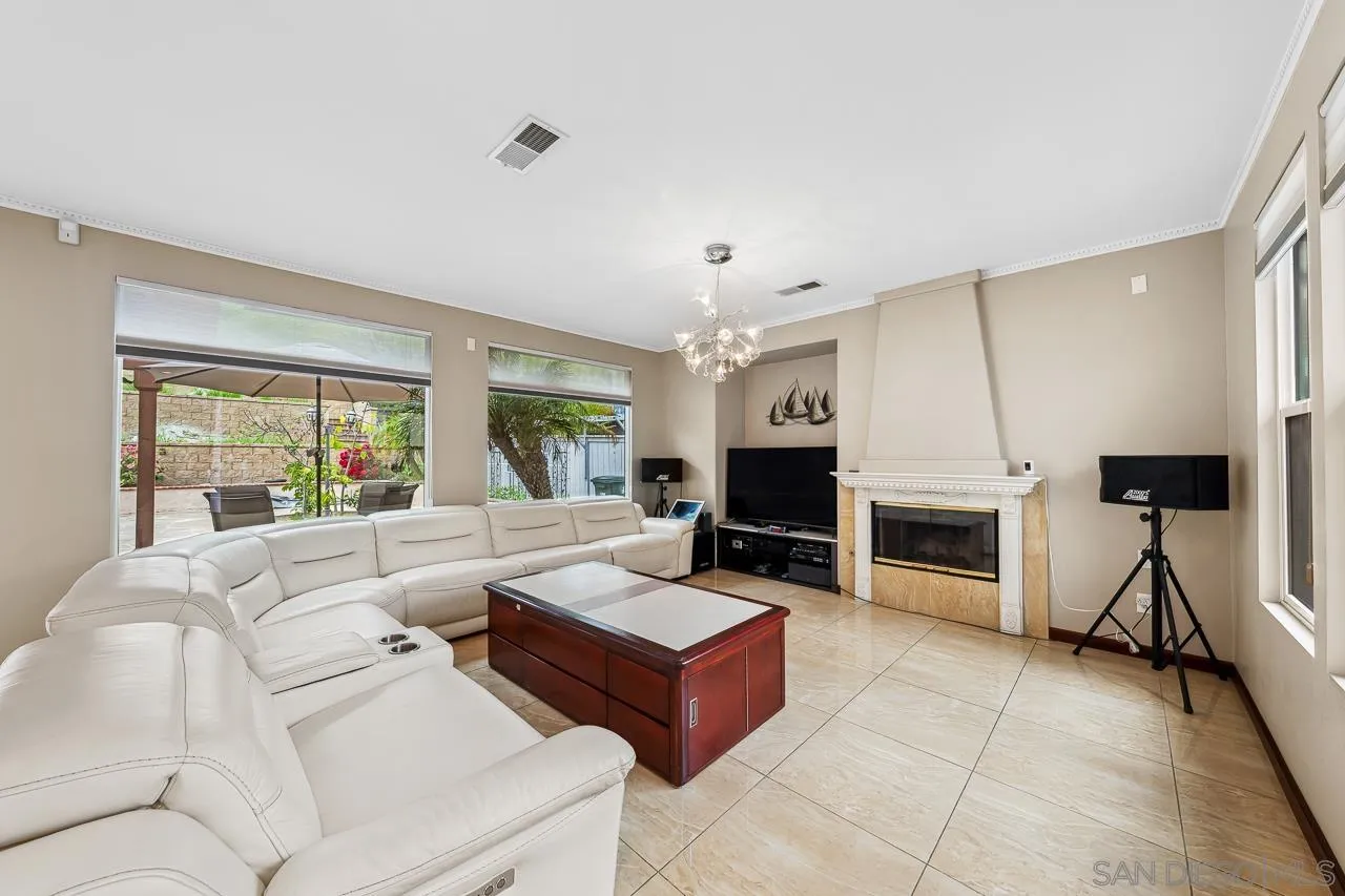 Chula Vista, California 91913, United States, 5 Bedrooms Bedrooms, ,3 BathroomsBathrooms,Residential,Active,100237