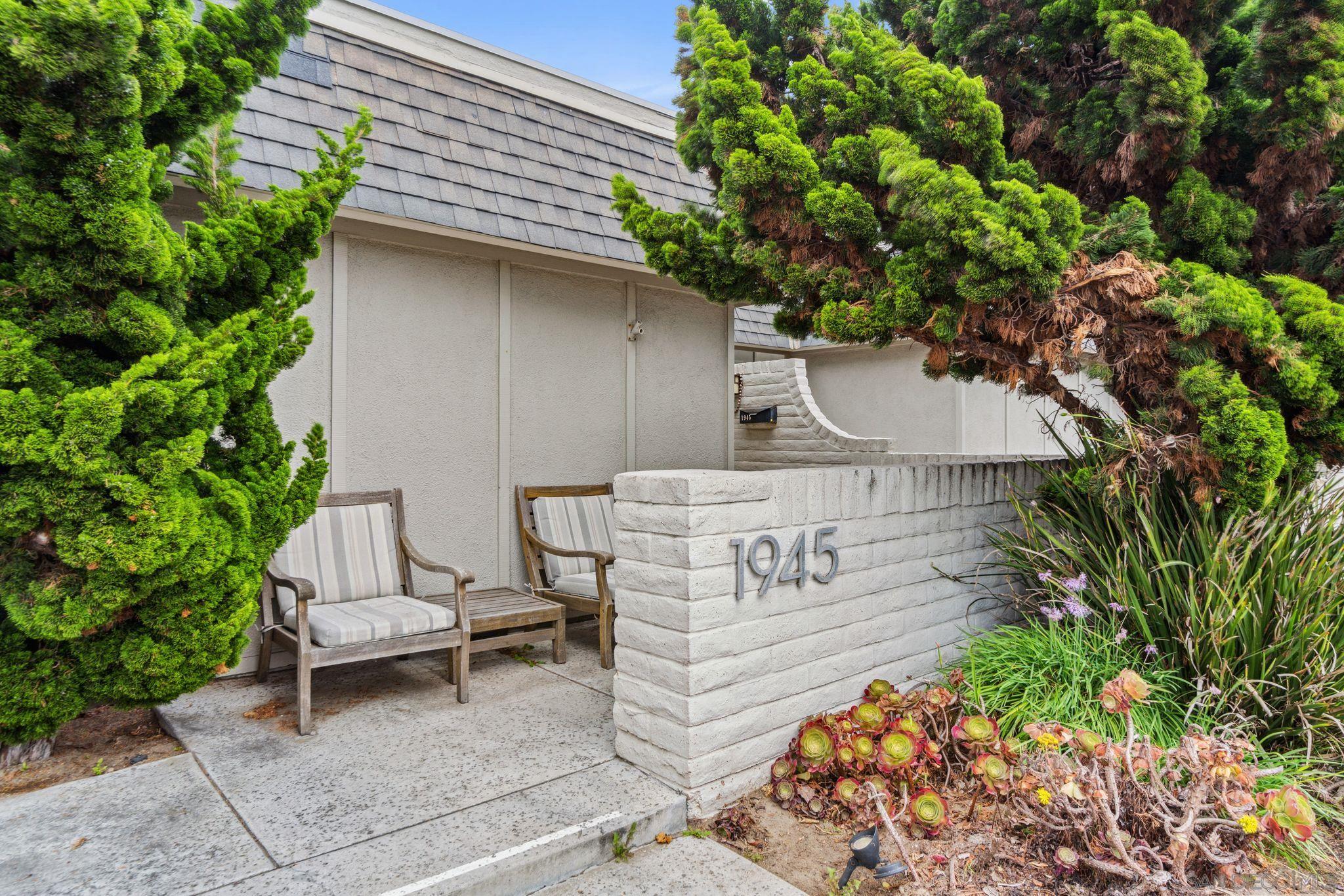 1943-45  Coast Blvd