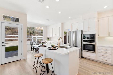 7804  Pipit Pl San Diego CA 92129