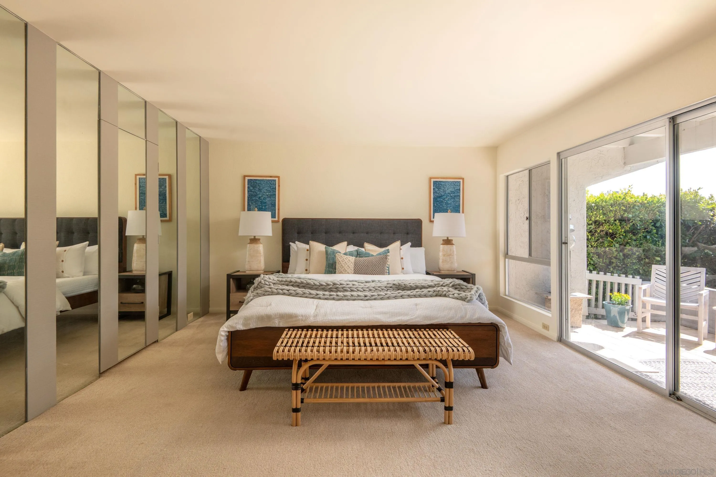 La Jolla, California 92037, United States, 3 Bedrooms Bedrooms, ,3 BathroomsBathrooms,Residential,Pending,1205