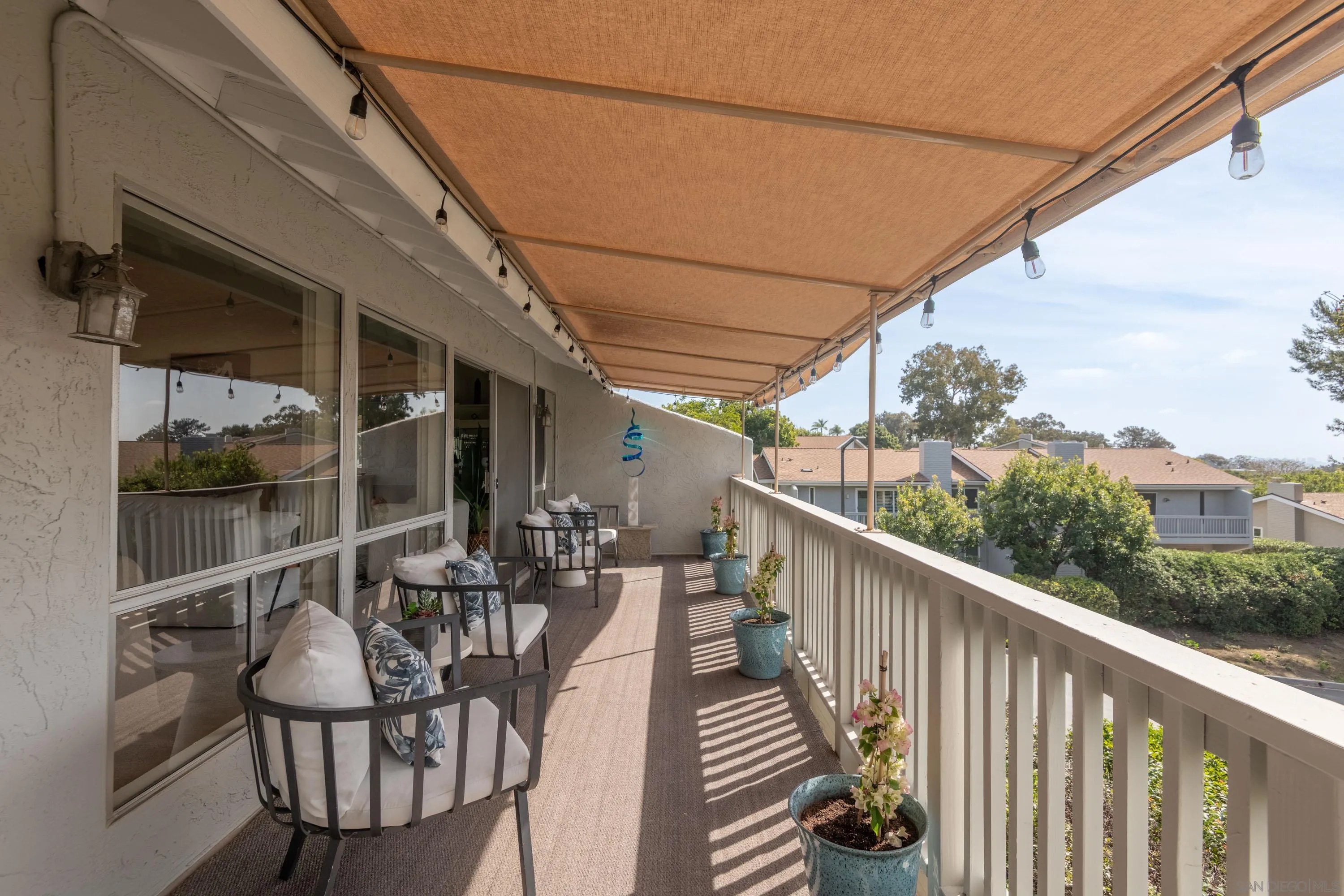 La Jolla, California 92037, United States, 3 Bedrooms Bedrooms, ,3 BathroomsBathrooms,Residential,Pending,1205