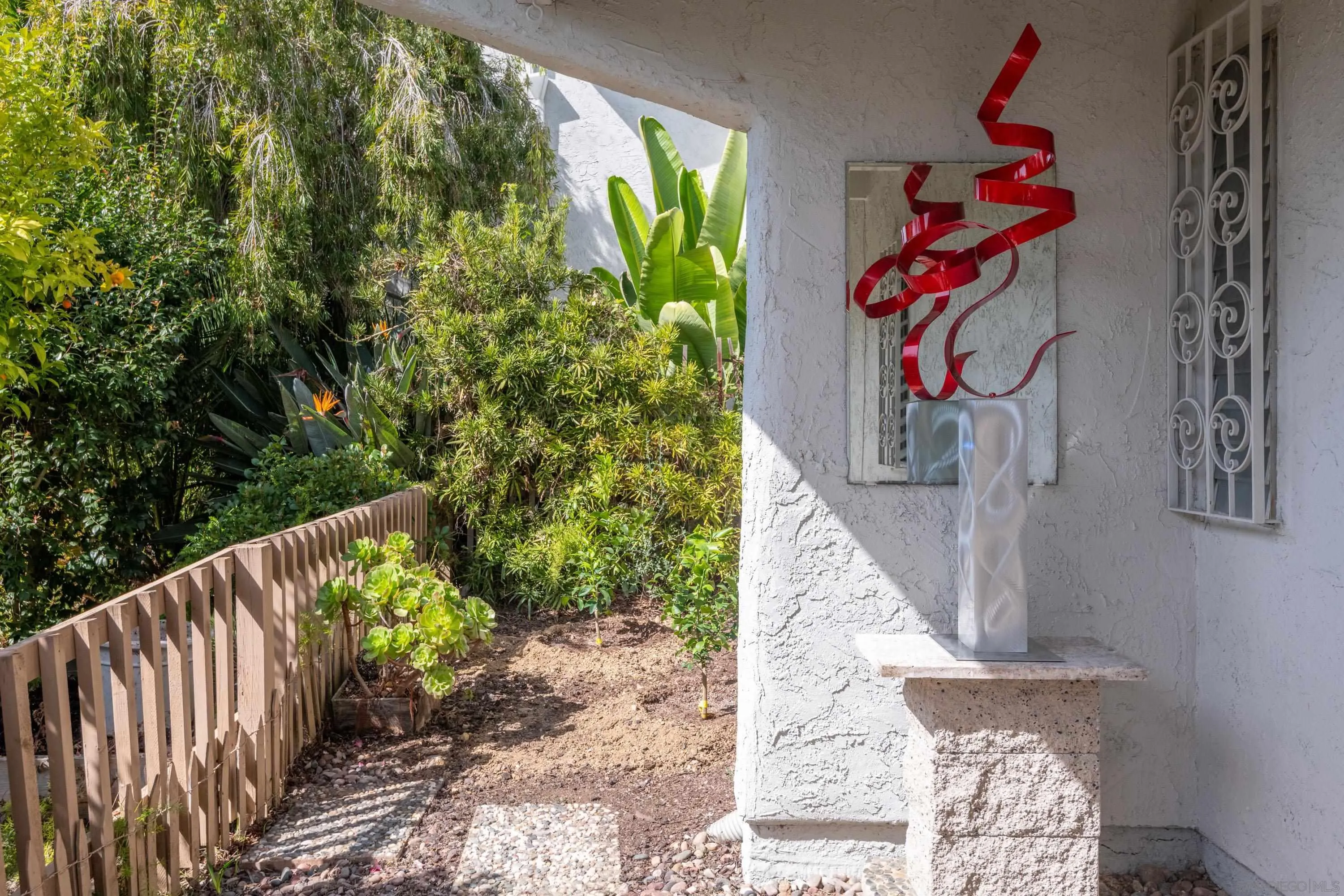 La Jolla, California 92037, United States, 3 Bedrooms Bedrooms, ,3 BathroomsBathrooms,Residential,Pending,1205