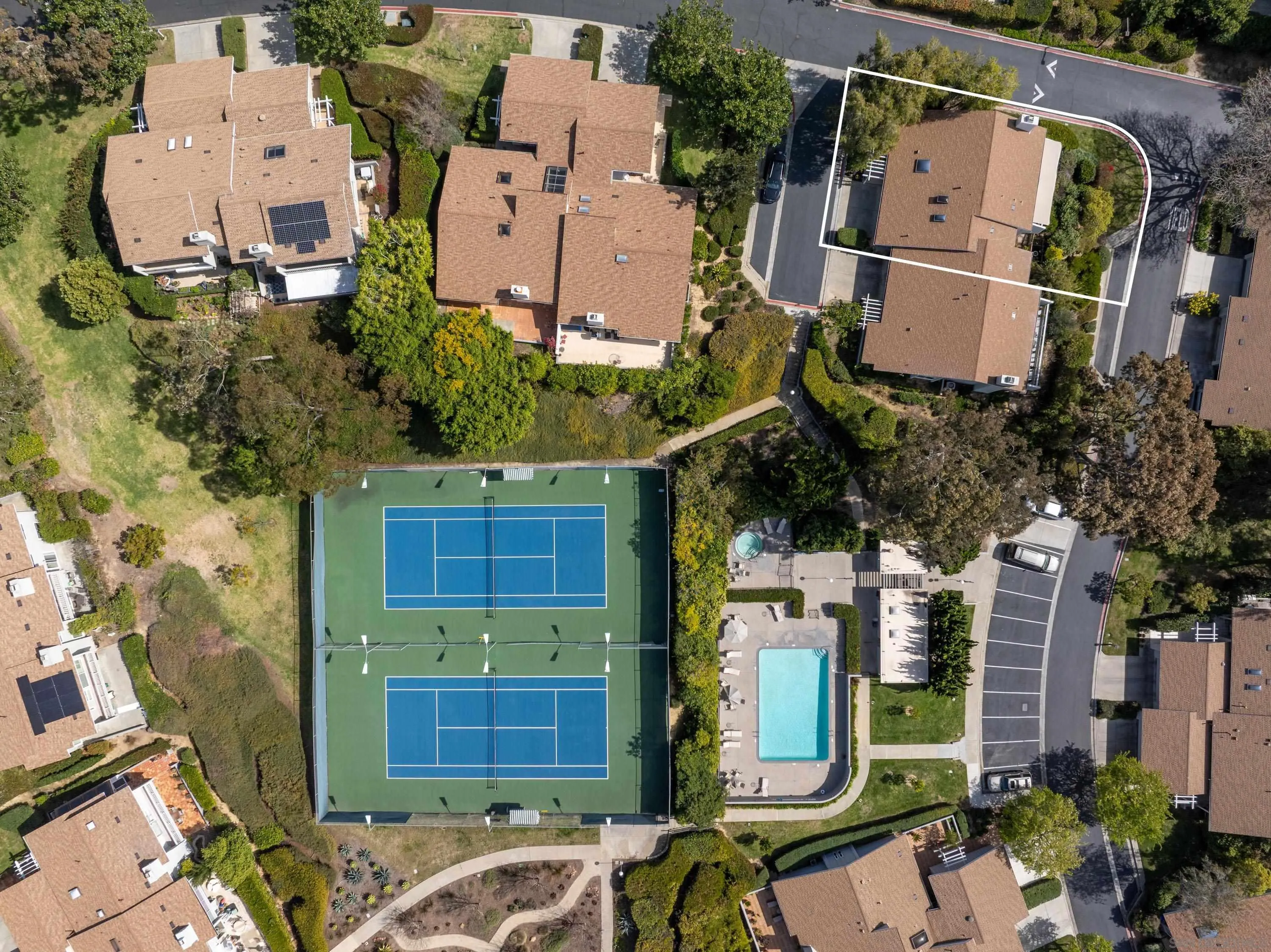 La Jolla, California 92037, United States, 3 Bedrooms Bedrooms, ,3 BathroomsBathrooms,Residential,Pending,1205