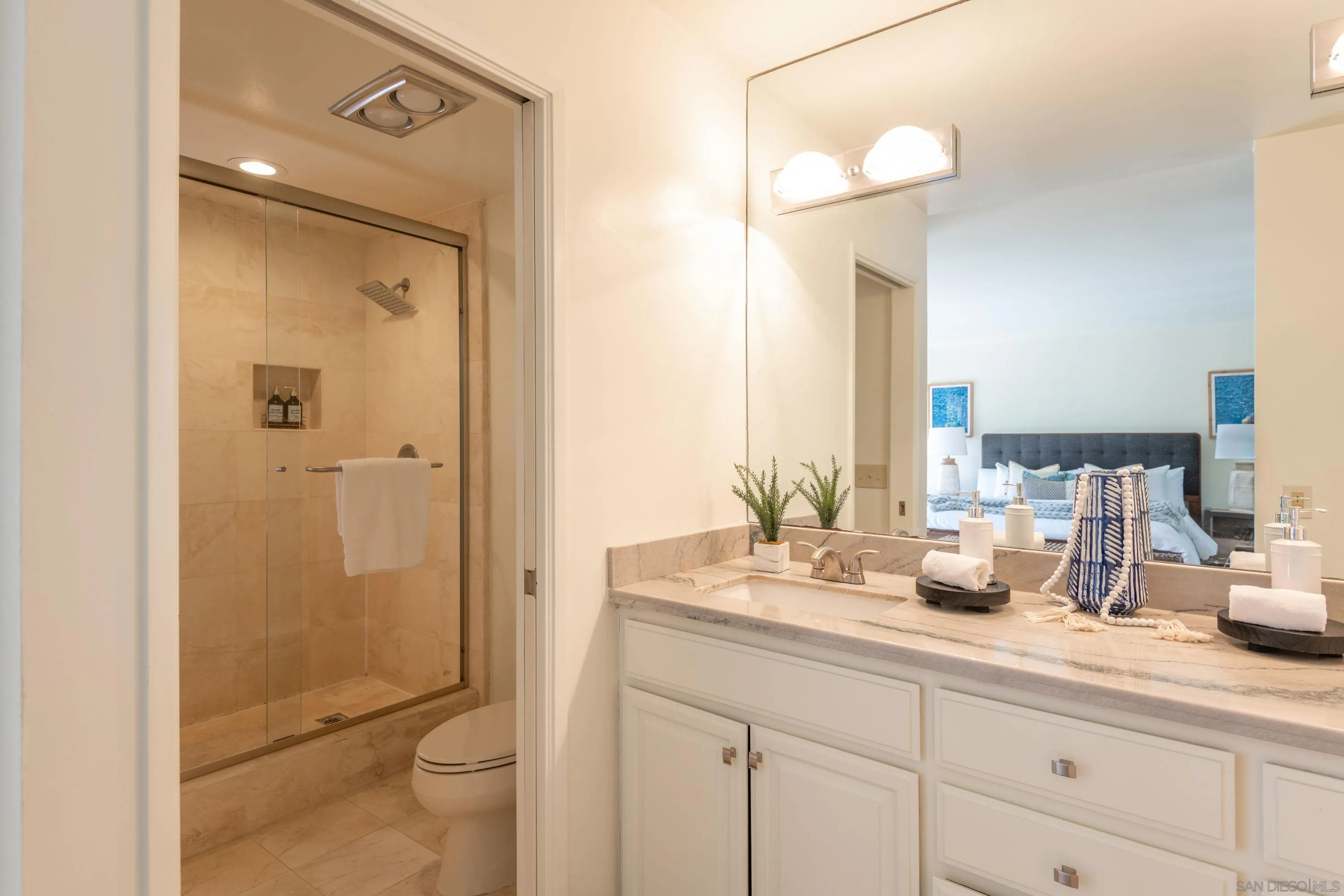 La Jolla, California 92037, United States, 3 Bedrooms Bedrooms, ,3 BathroomsBathrooms,Residential,Pending,1205