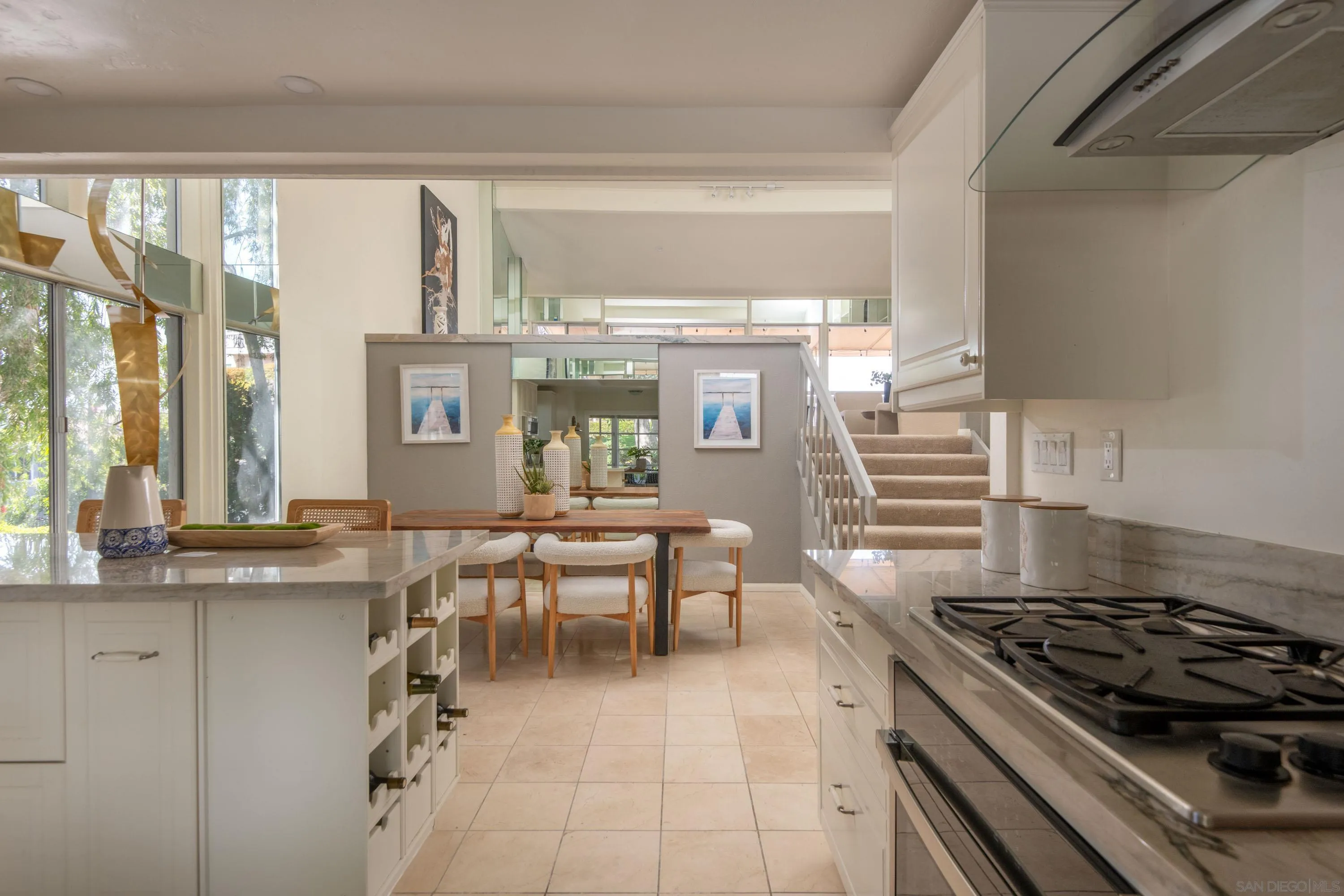 La Jolla, California 92037, United States, 3 Bedrooms Bedrooms, ,3 BathroomsBathrooms,Residential,Pending,1205