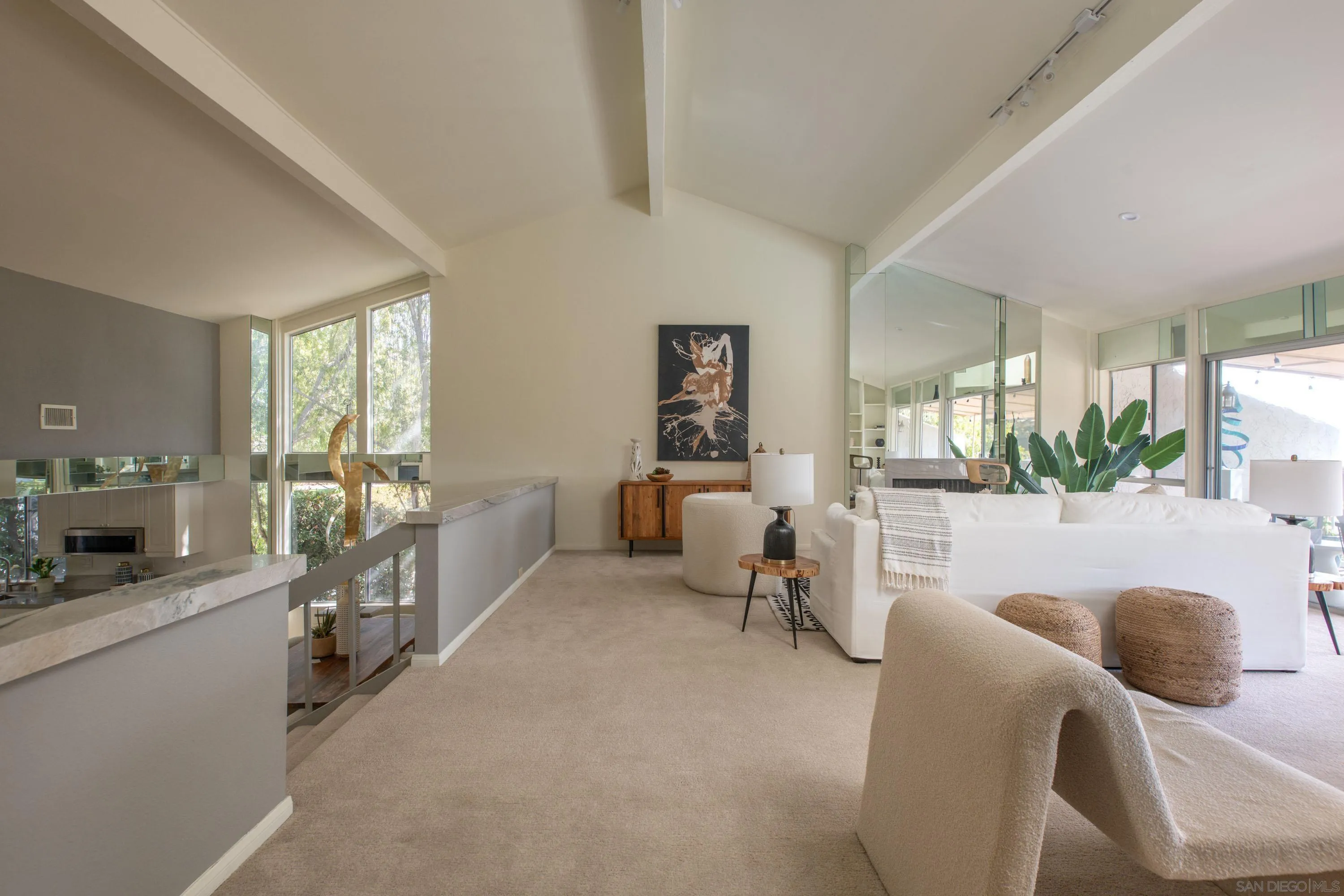 La Jolla, California 92037, United States, 3 Bedrooms Bedrooms, ,3 BathroomsBathrooms,Residential,Pending,1205