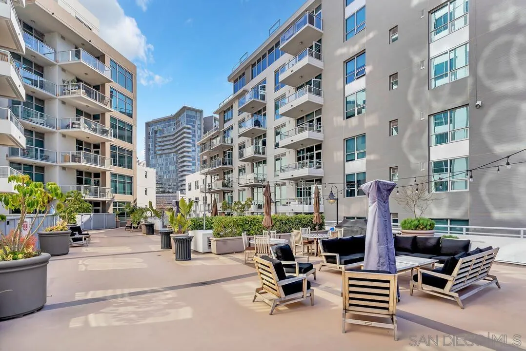 San Diego, California 92101, United States, ,1 BathroomBathrooms,Residential,Active,91709