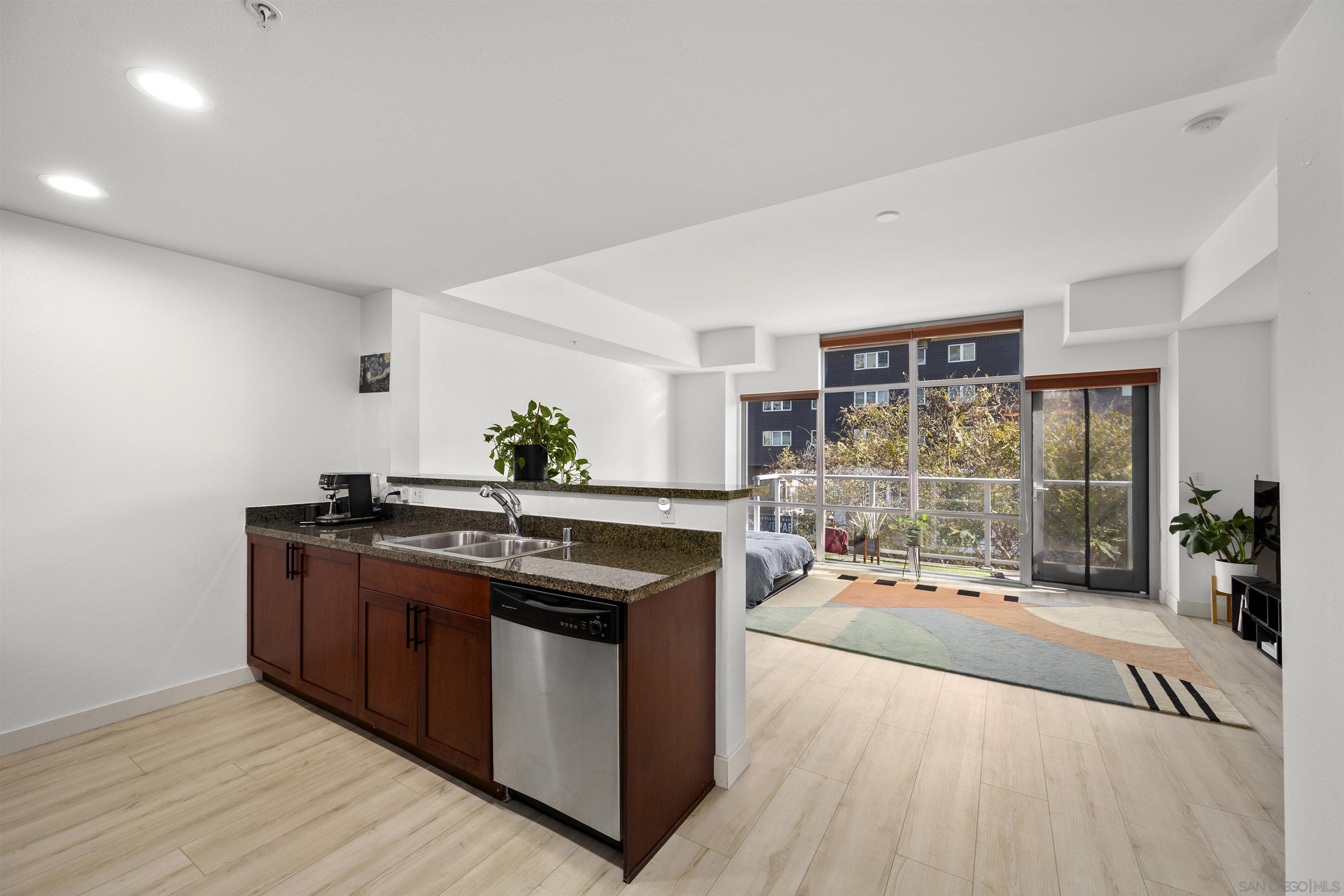 206 Park Blvd 405