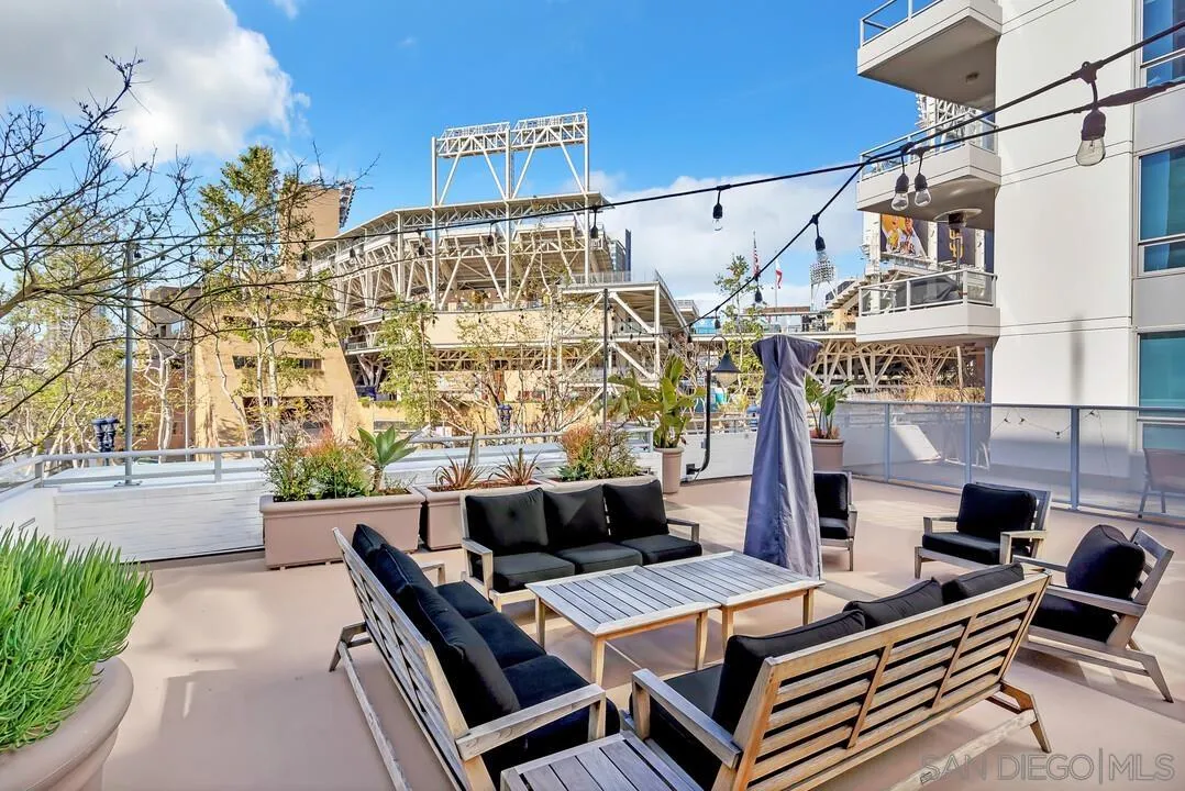 San Diego, California 92101, United States, ,1 BathroomBathrooms,Residential,Active,91709