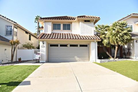 10908 Avenida Playa Veracruz San Diego CA 92124