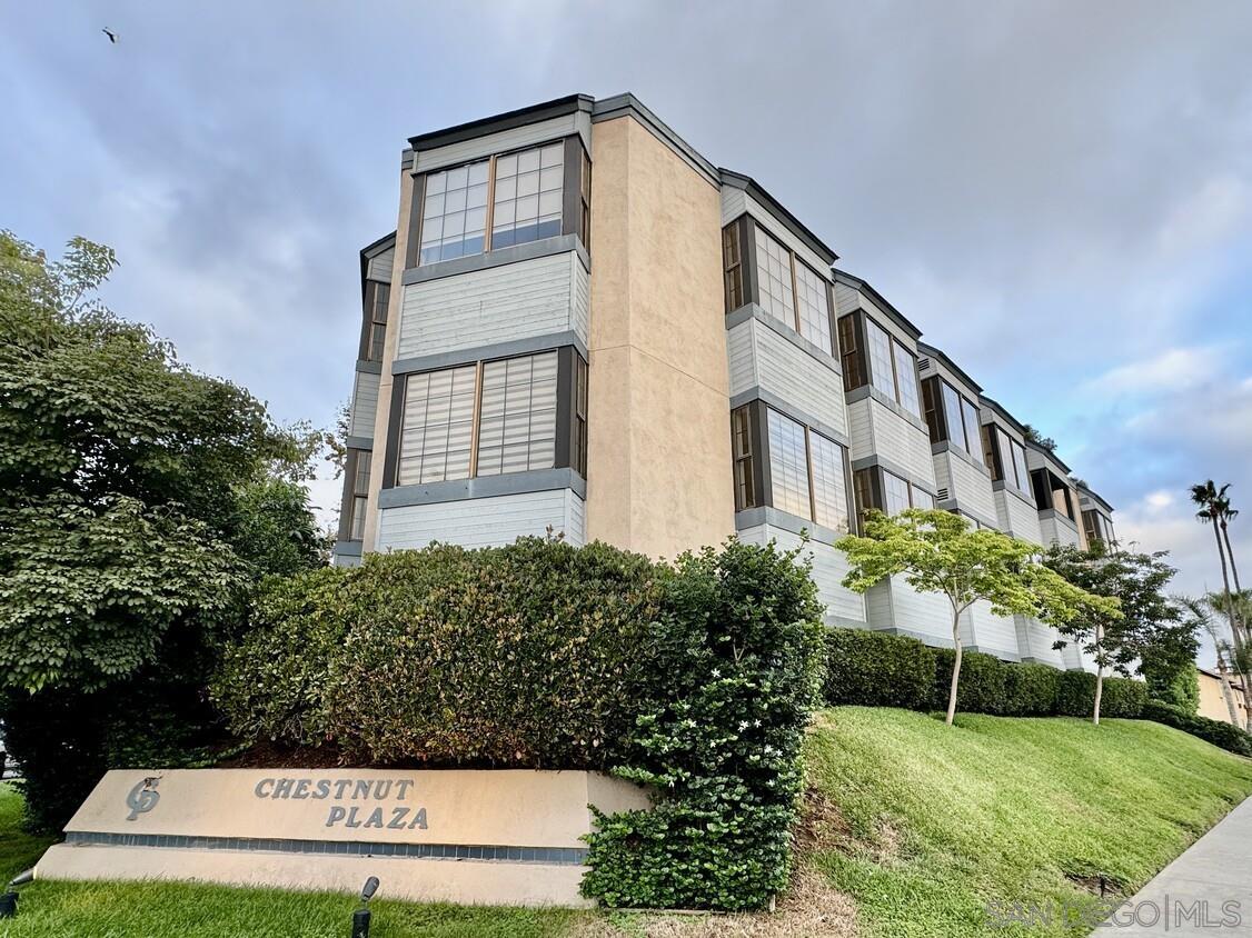 1015  Chestnut Avenue, Suite E3