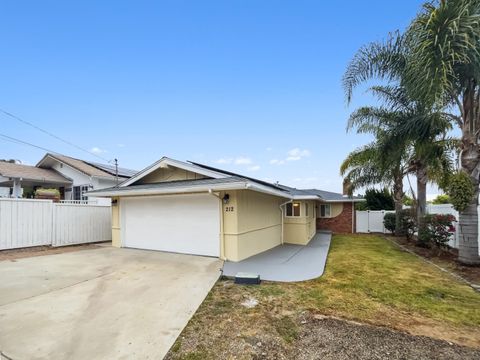 212 S Wisconsin St Fallbrook CA 92028