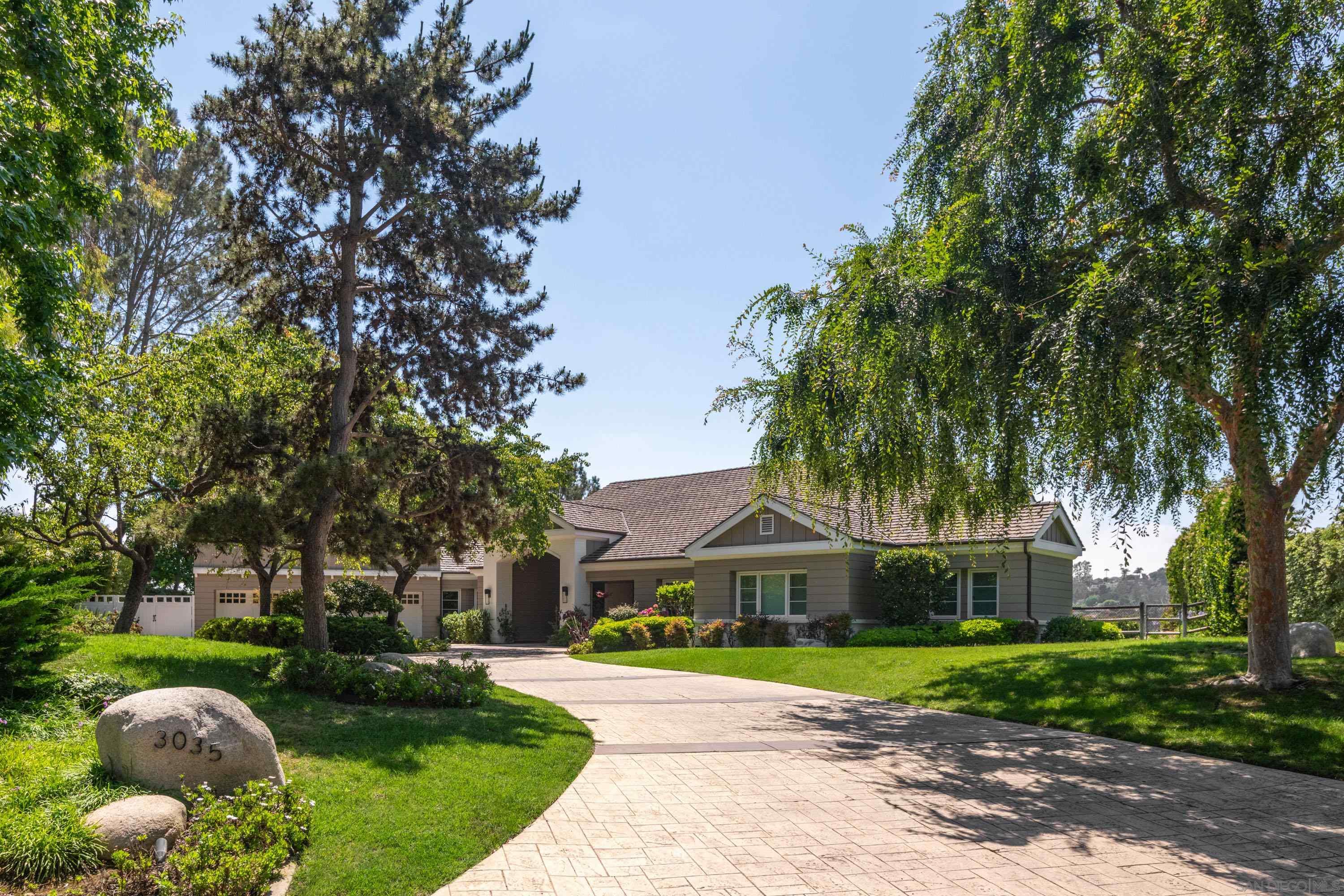 3035 Paseo Cielo