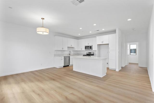 8547 Vista Azul Pl