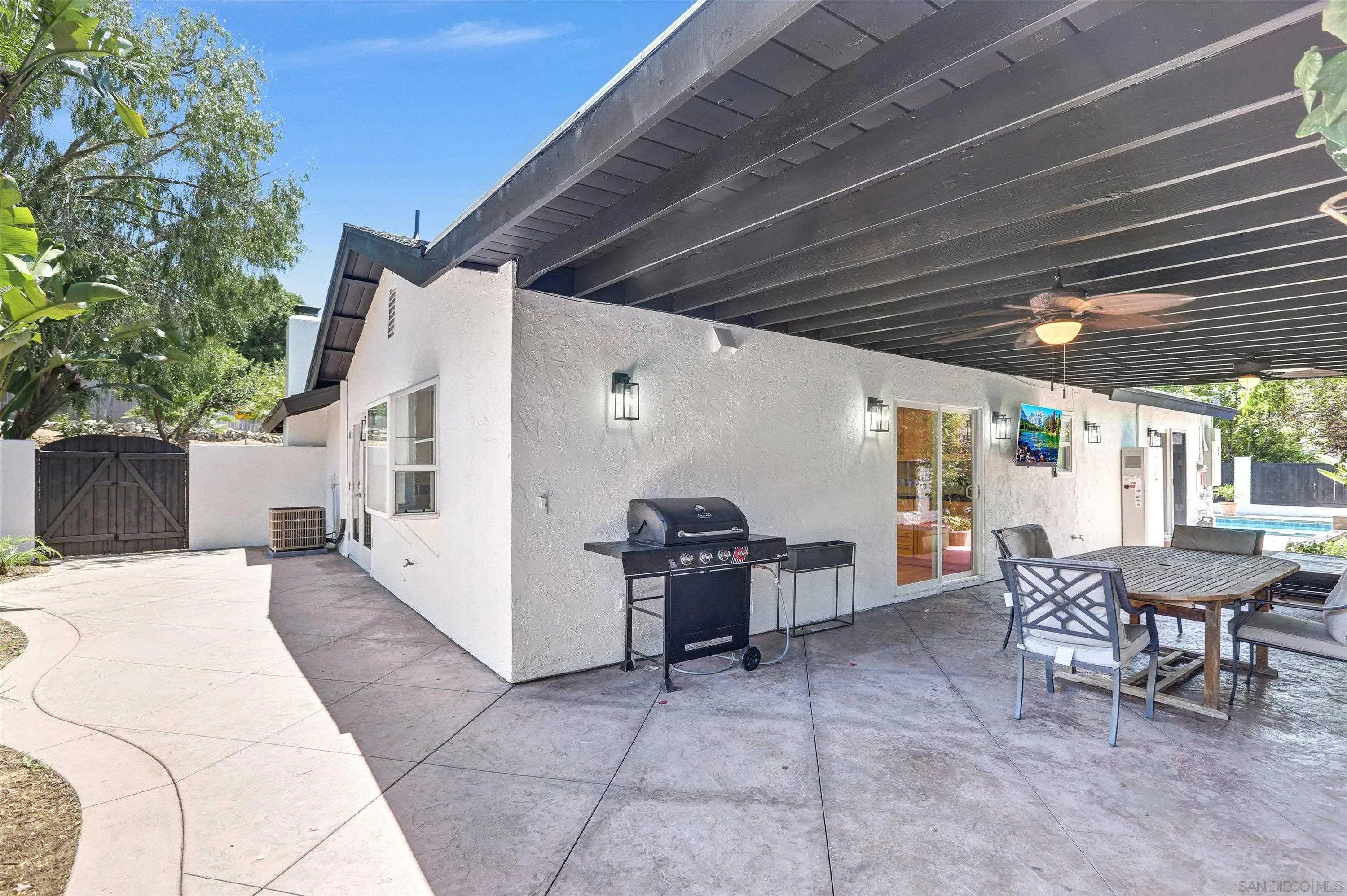 La Mesa, California 91941, United States, 3 Bedrooms Bedrooms, ,2 BathroomsBathrooms,Residential,Active,153611