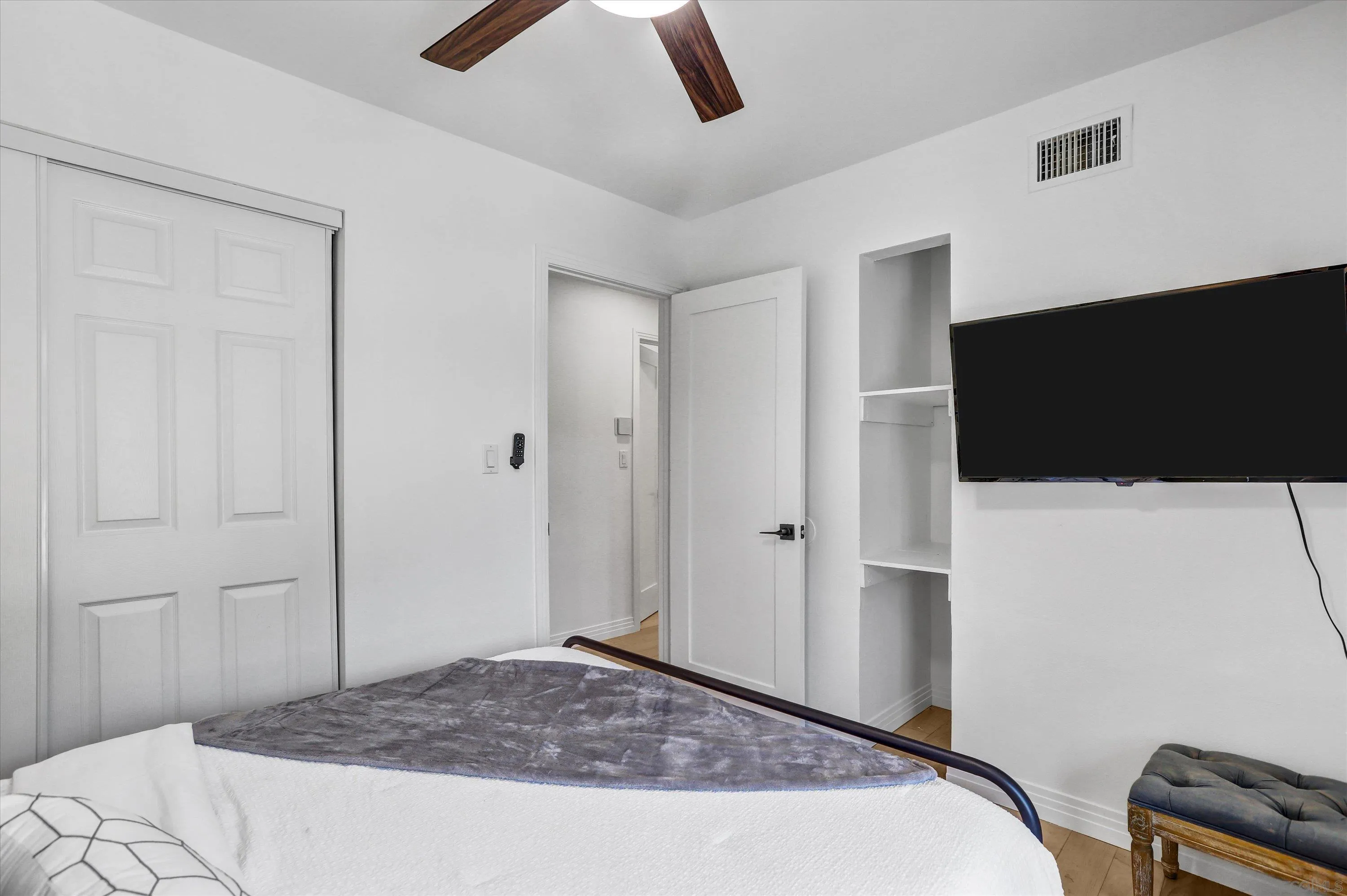 La Mesa, California 91941, United States, 3 Bedrooms Bedrooms, ,2 BathroomsBathrooms,Residential,Active,153611