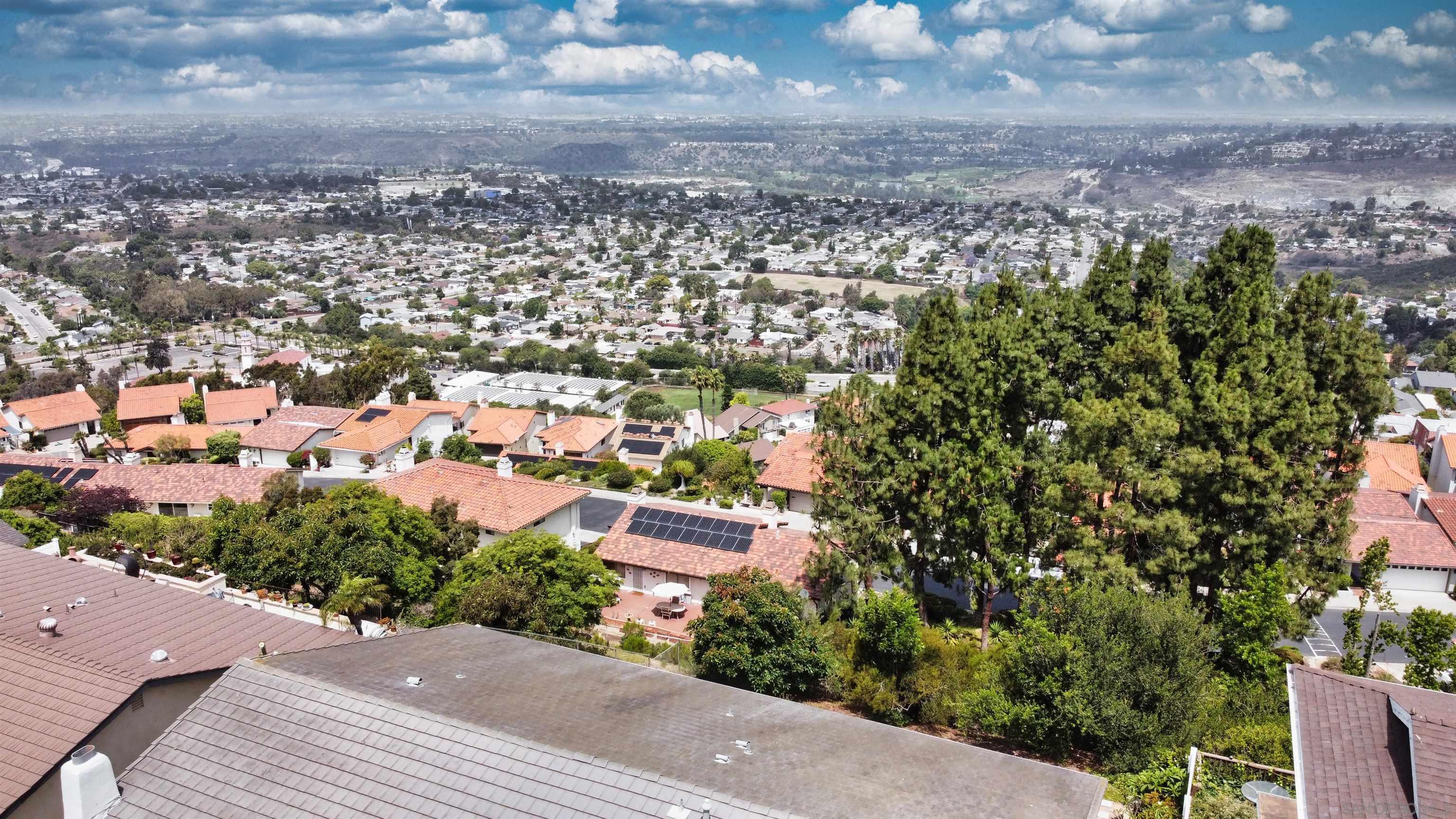 6184 Del Paso Ave