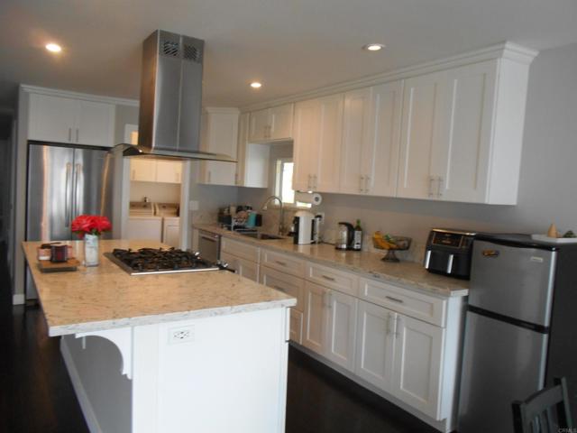 2003 Bayview Hts