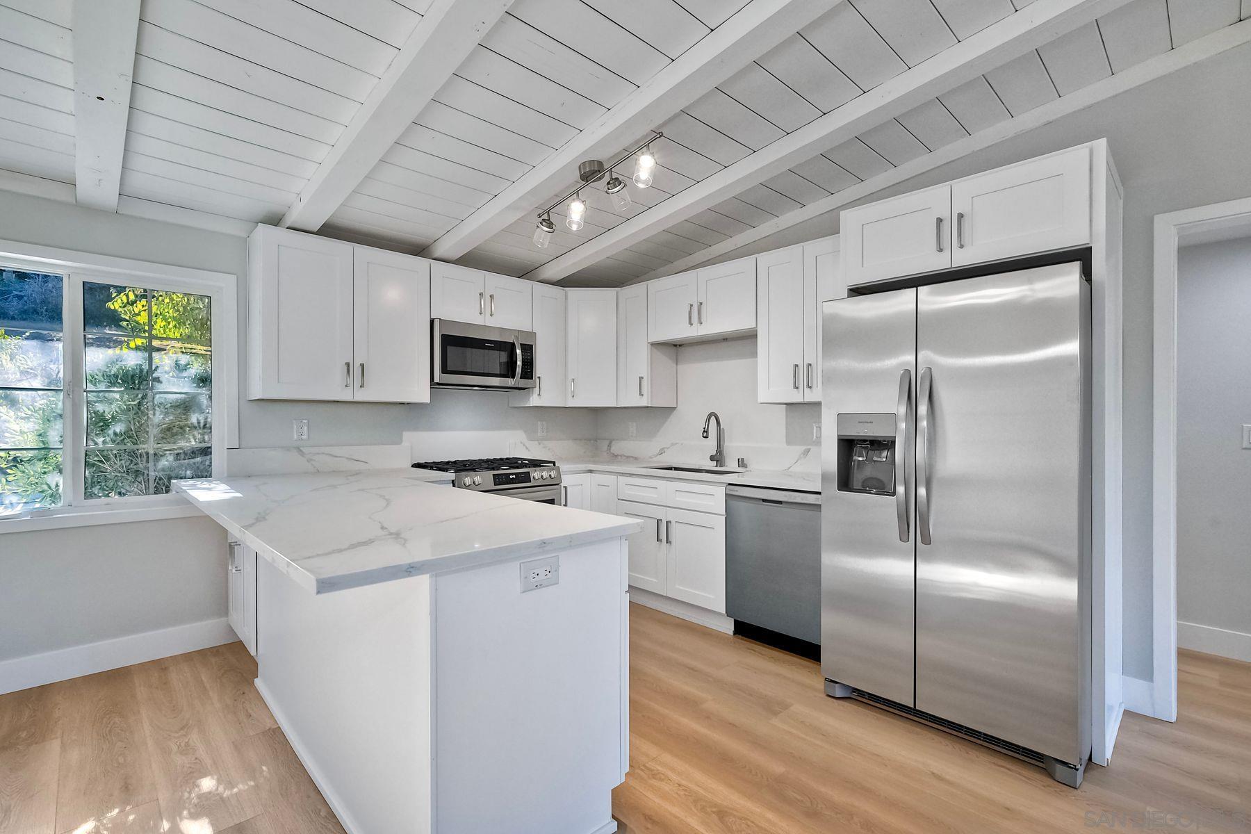 322 Eddie Dr