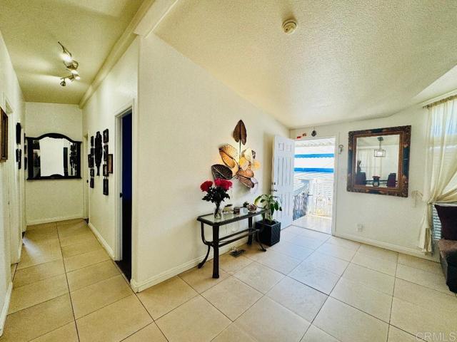 3129 Calle Abajo