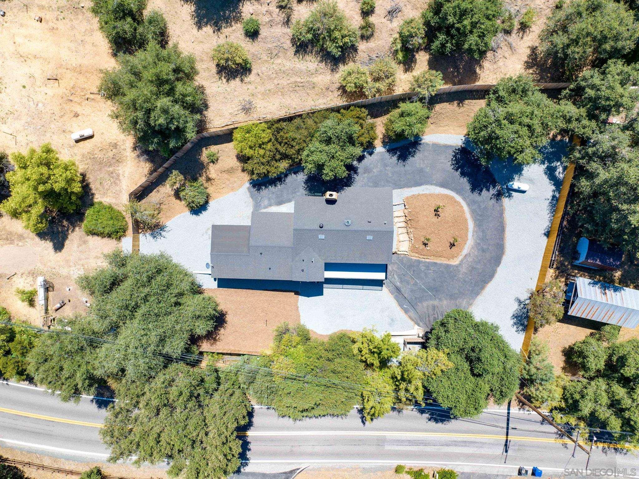 9959 Highway 79