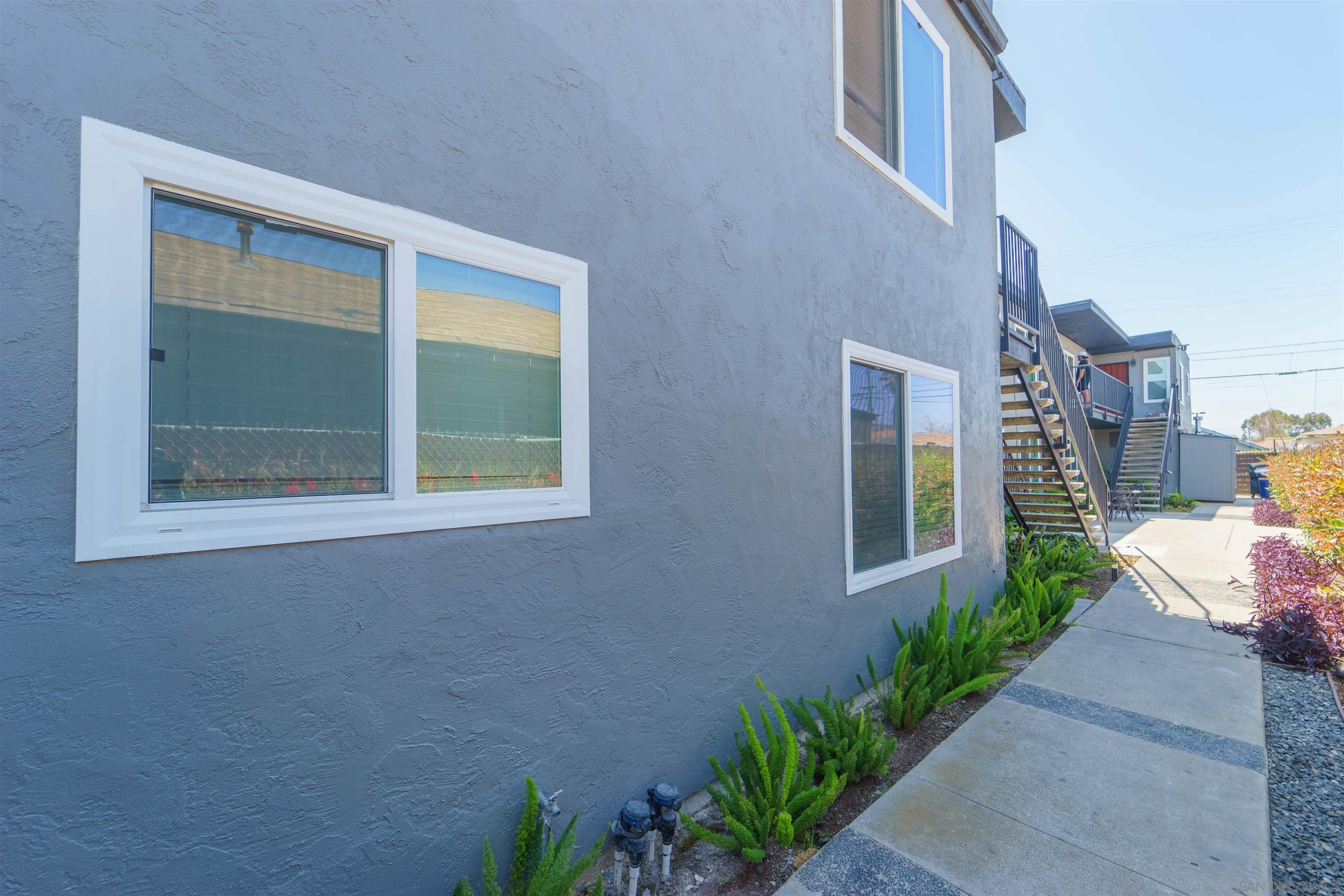 4022 42Nd St