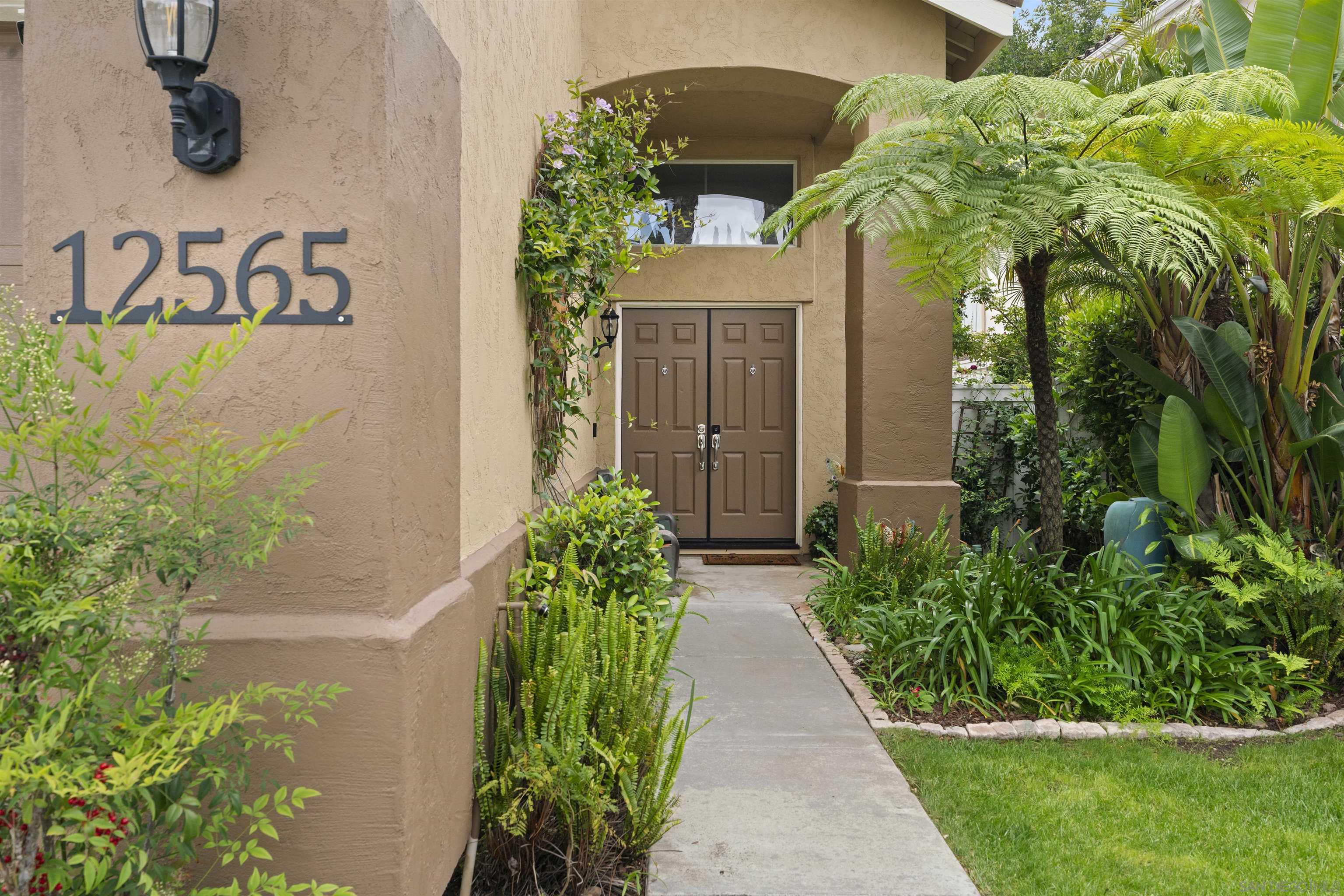 12565 Swan Canyon