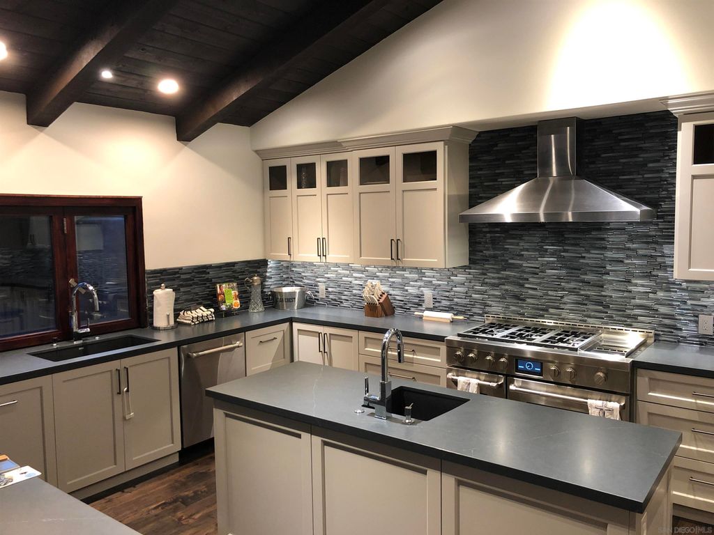 Photo of 1153 Crest Dr, Encinitas, CA 92024 (MLS # 250023789)