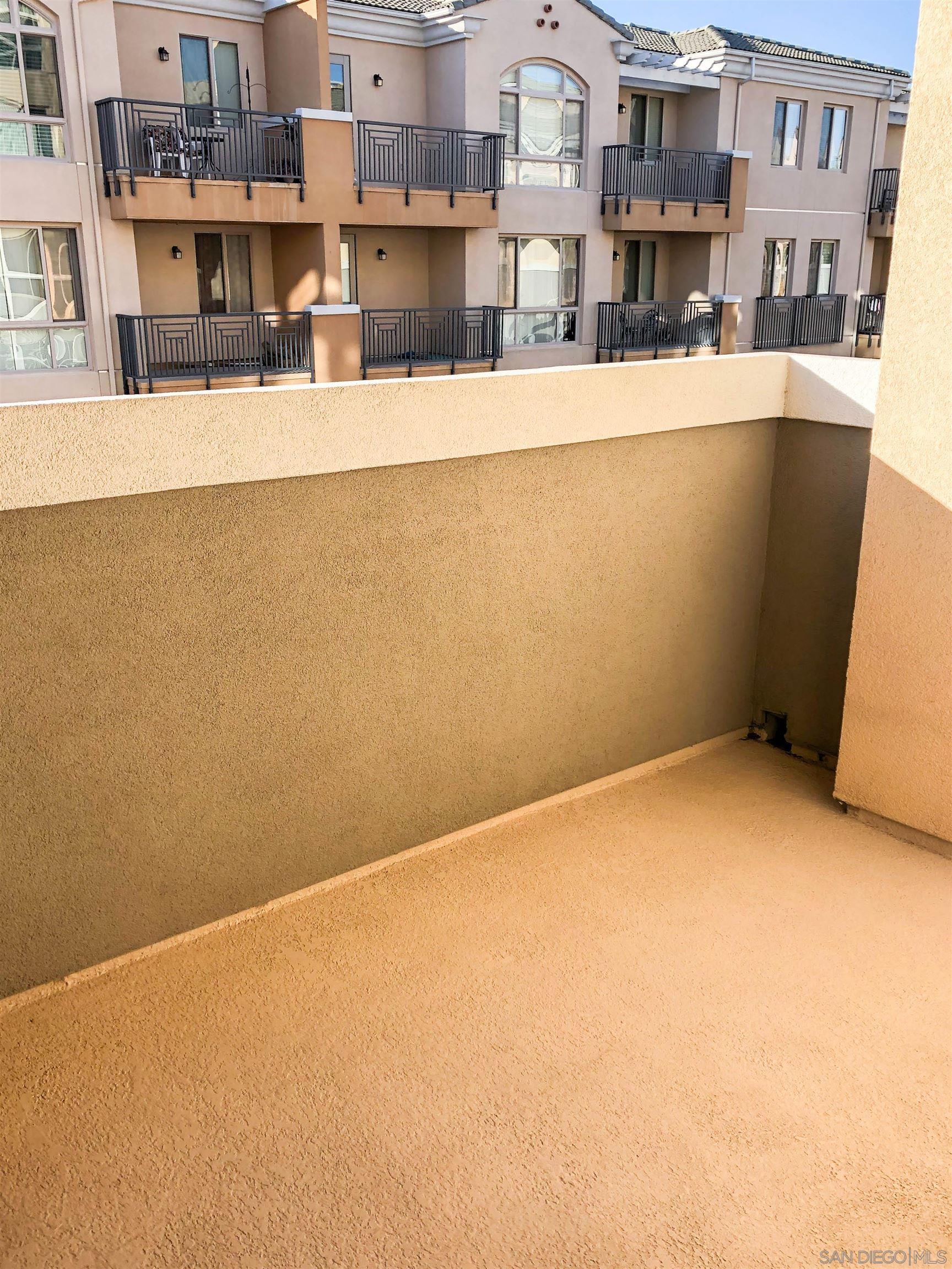 3877 Pell Pl 222