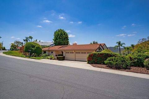 3611  Lago Sereno Escondido CA 92029