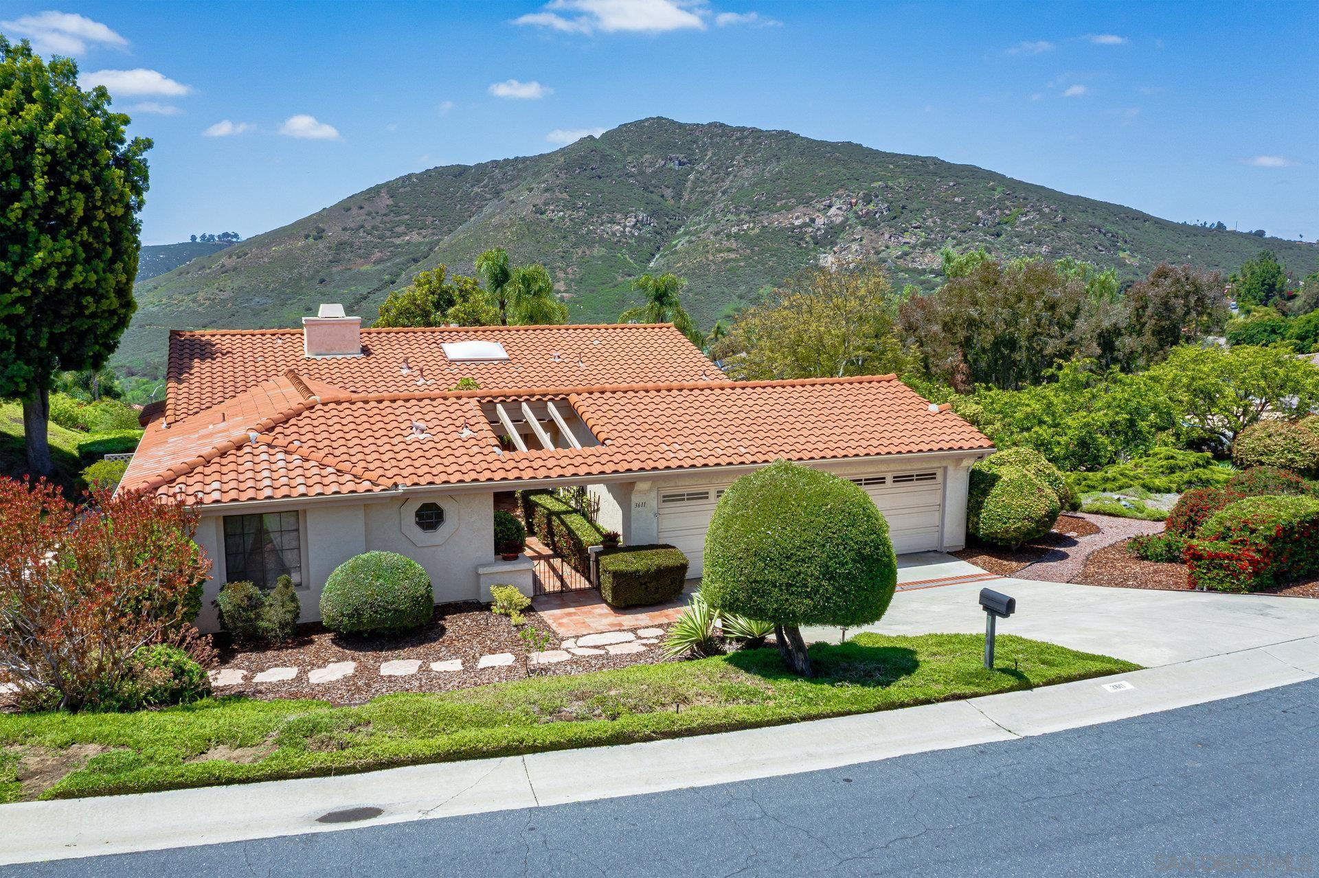 3611 Lago Sereno