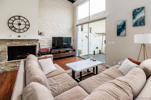 2544  Navarra Dr  4 Carlsbad CA 92009