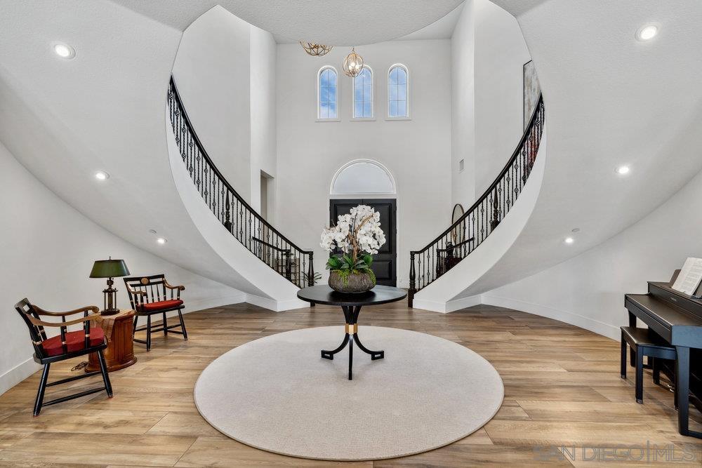 6131 Summit Crest Circle
