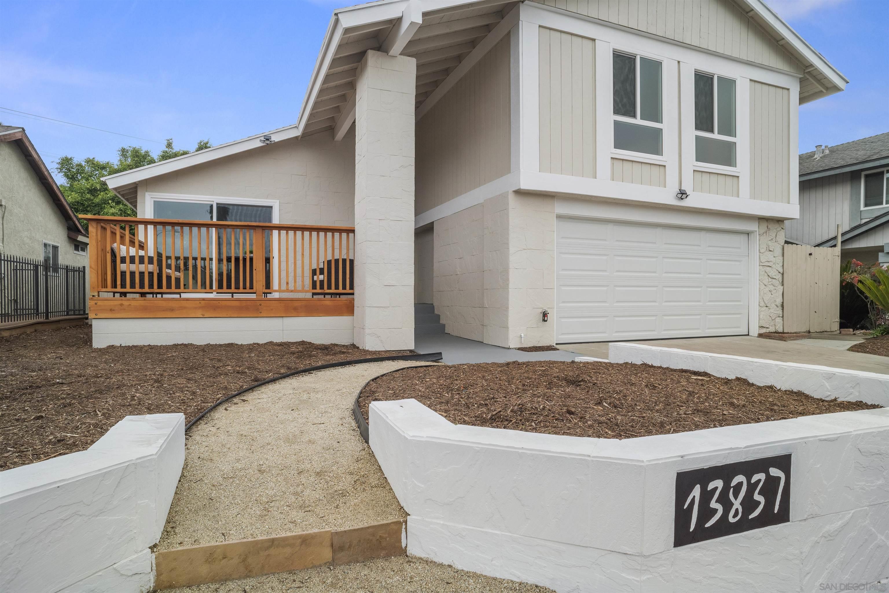 13837 Paseo Cardiel