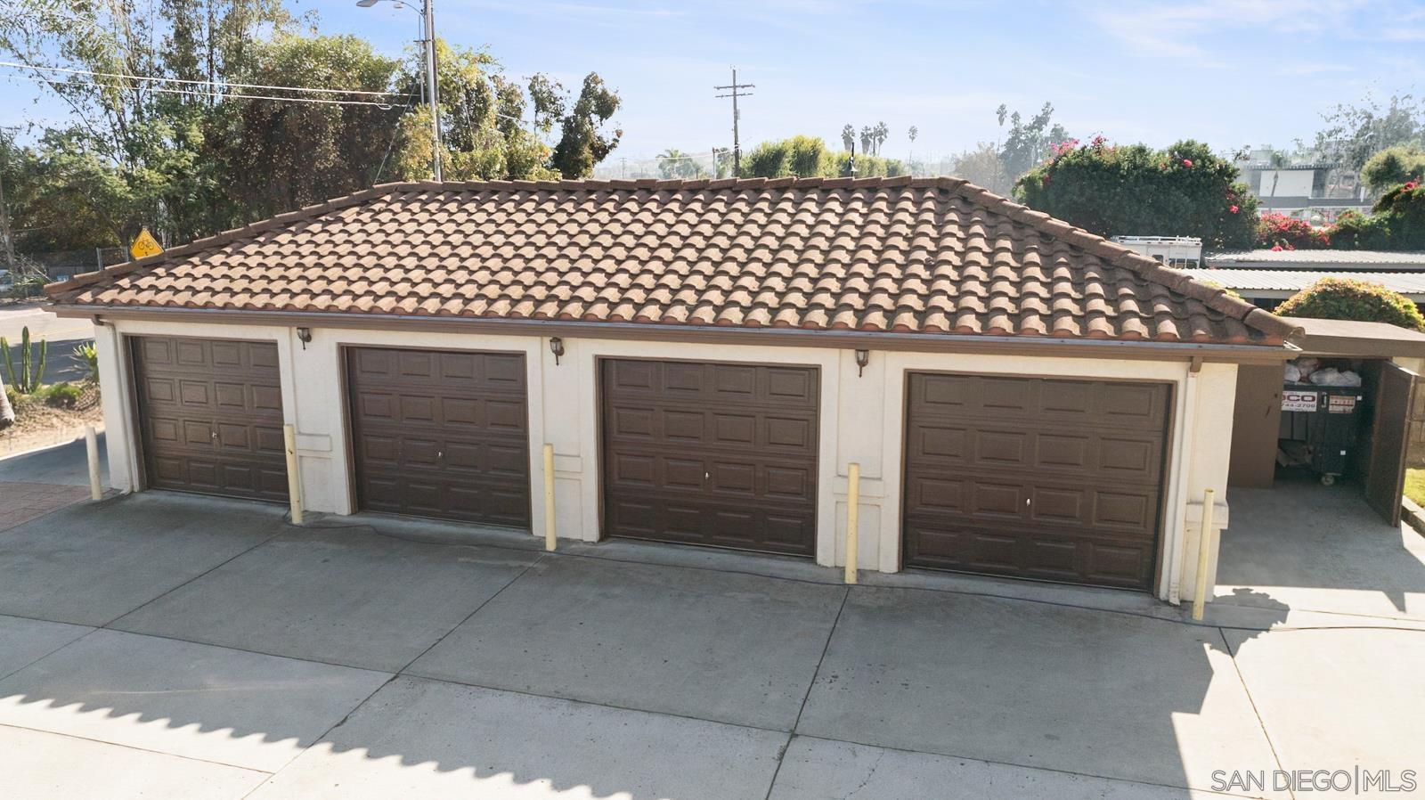 501 N Fig St.