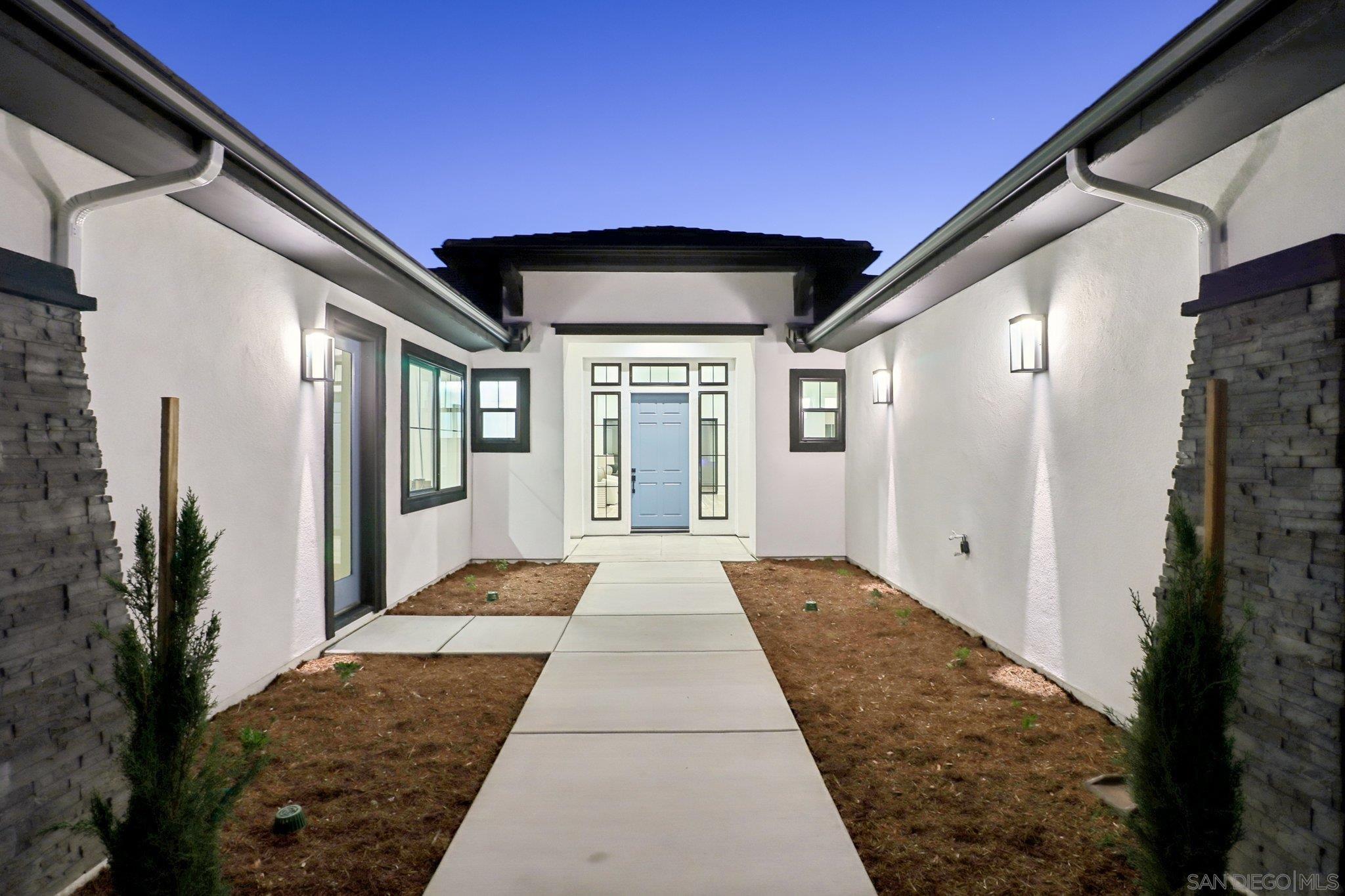 2745 Alexander Dr