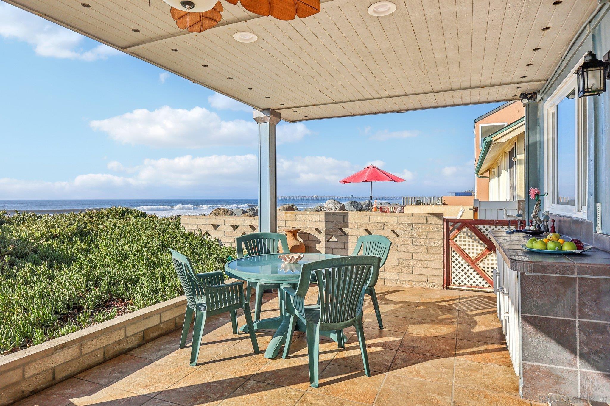 1352 Seacoast Dr