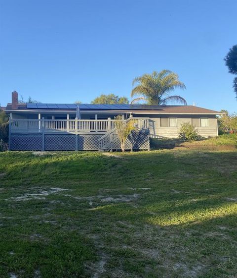 554 Taylor Street Vista CA 92084