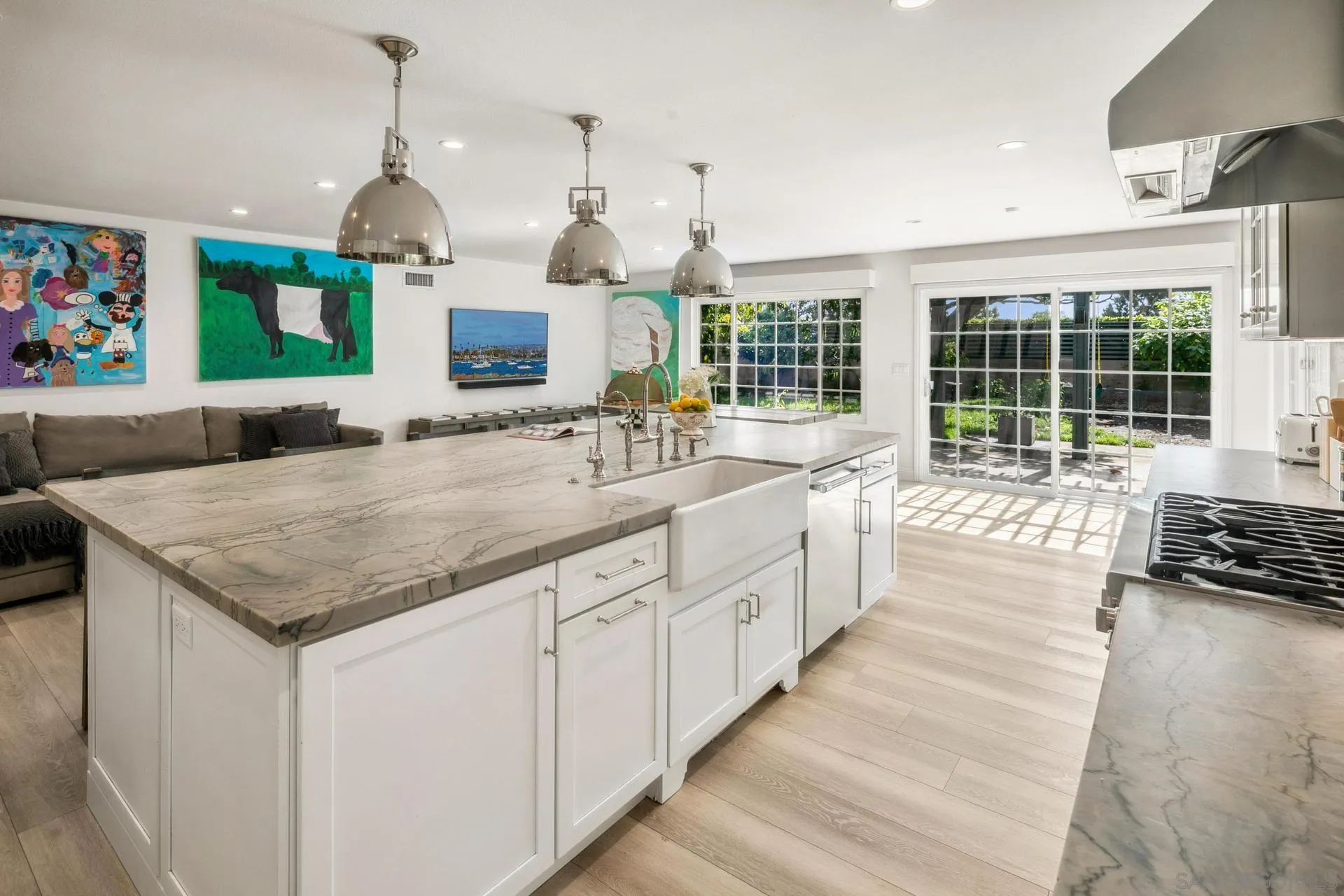 La Jolla, California 92037, United States, 4 Bedrooms Bedrooms, ,3 BathroomsBathrooms,Residential,Active,142714